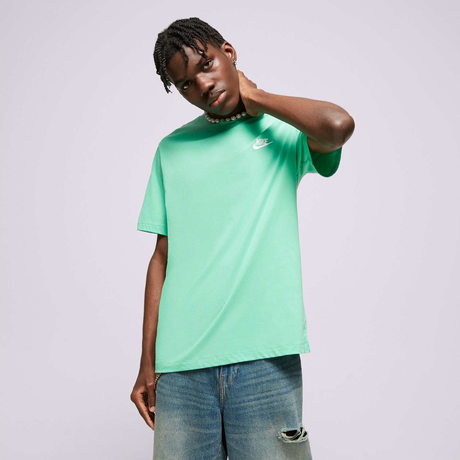 Koszulka, t-shirt sportowy męski NIKE T-SHIRT SS NIKE SPORTSWEAR CLUB AR4997-363 ZIELONY