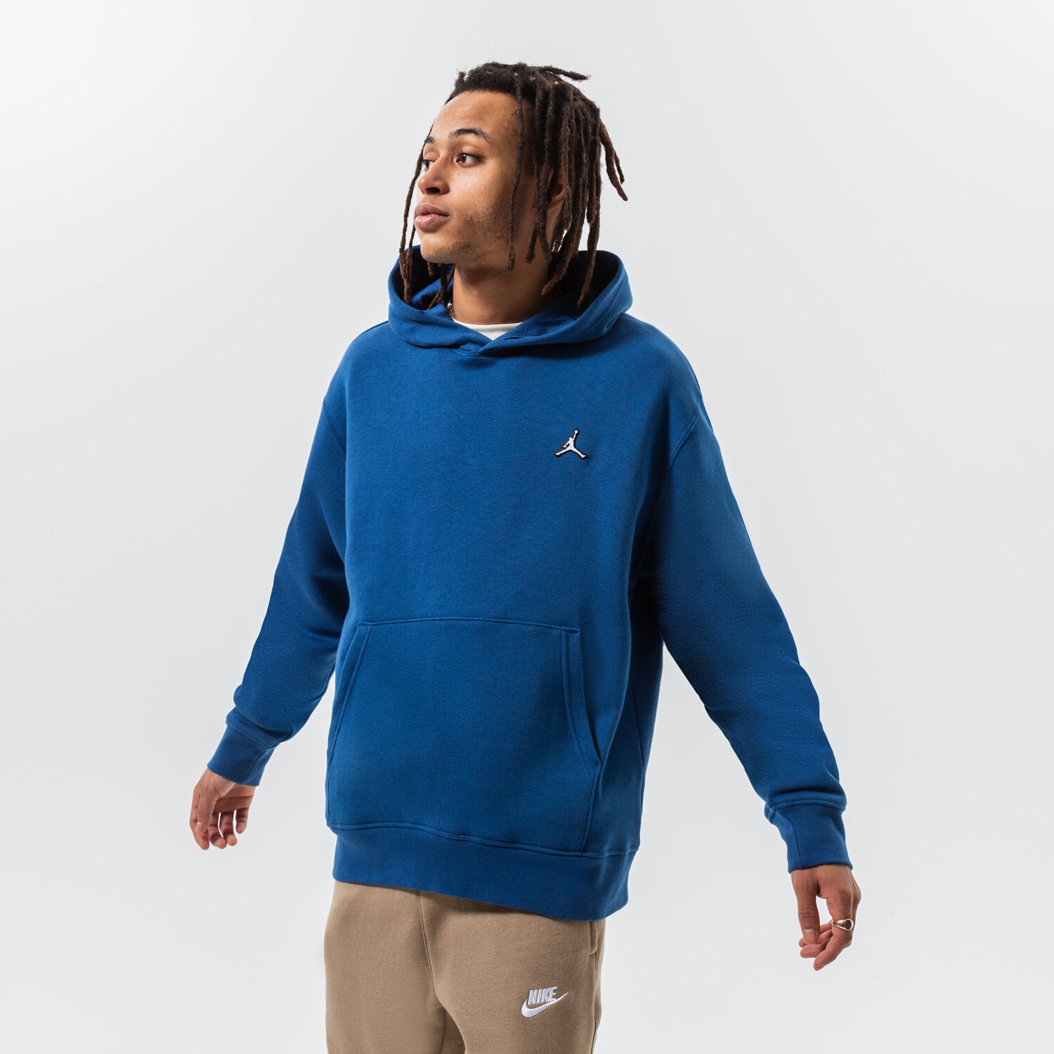 Bluza męska JORDAN BLUZA Z KAPTUREM M J ESS FLC PO HOODIE DQ7466-493 GRANATOWY