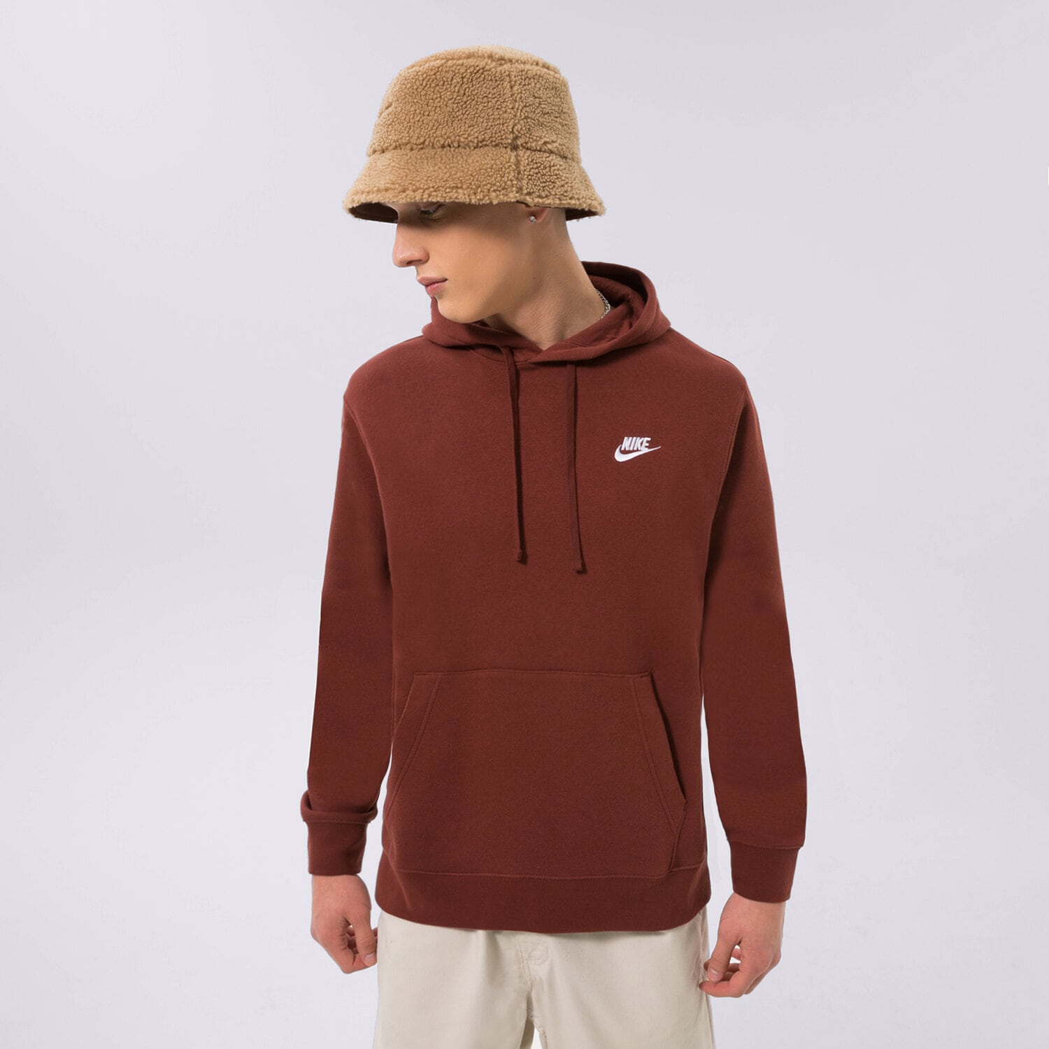 Bluza męska NIKE BLUZA Z KAPTUREM SPORTSWEAR CLUB FLEECE BV2654-217 BRĄZOWY