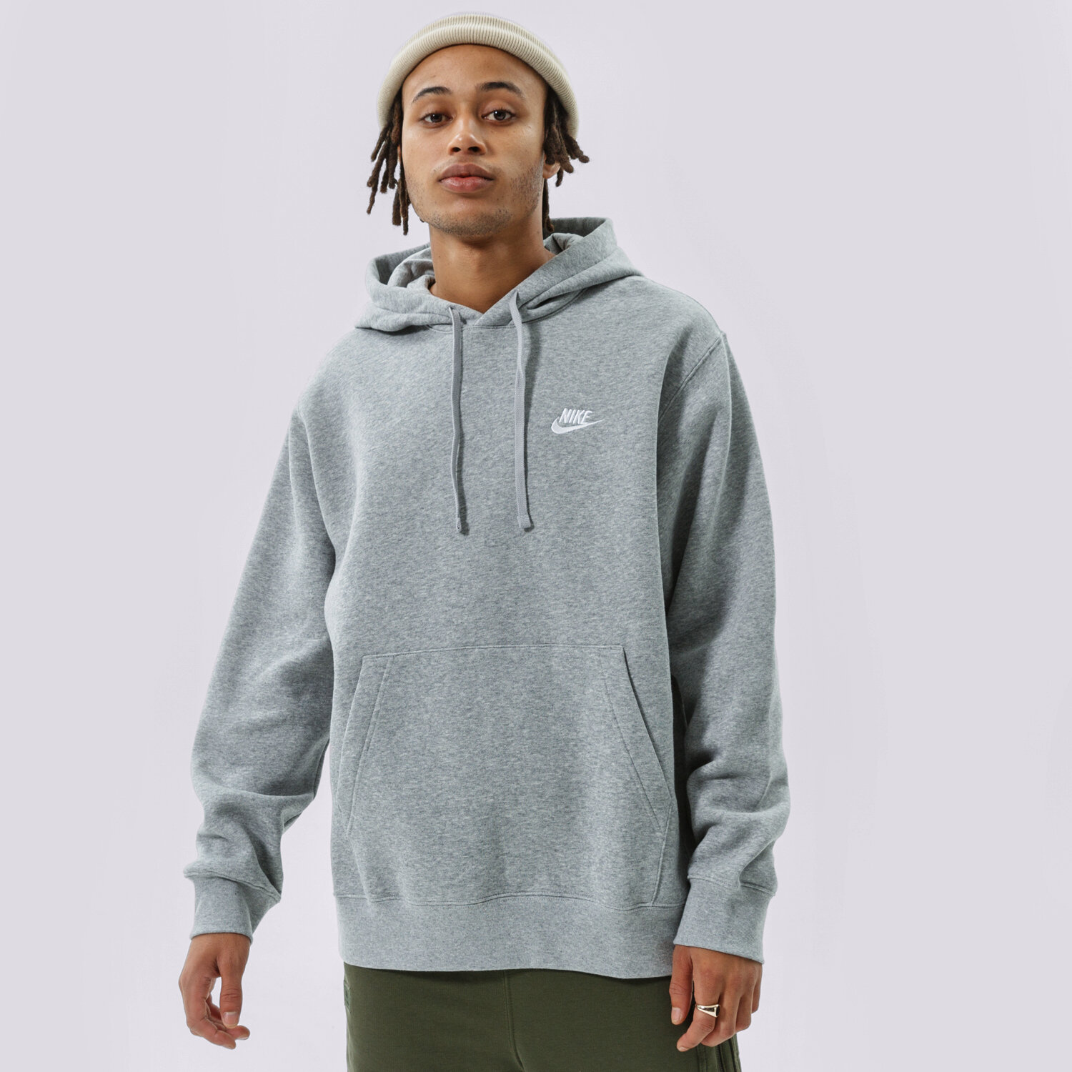 Bluza męska NIKE BLUZA Z KAPTUREM SPORTSWEAR CLUB FLEECE BV2654-063 SZARY