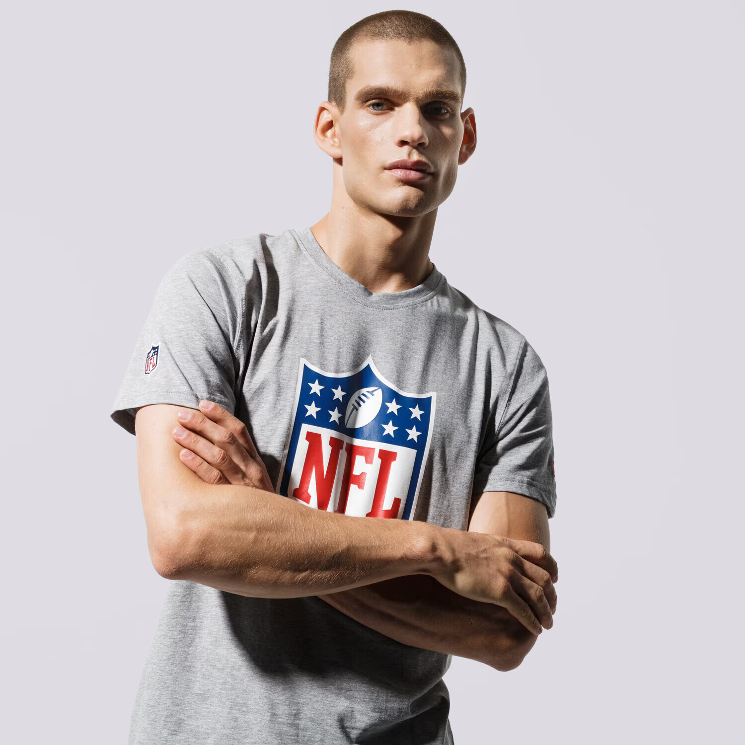 Koszulka, t-shirt sportowy męski NEW ERA KOSZULKA NFL GENERIC LOGO HGR 11073668 SZARY