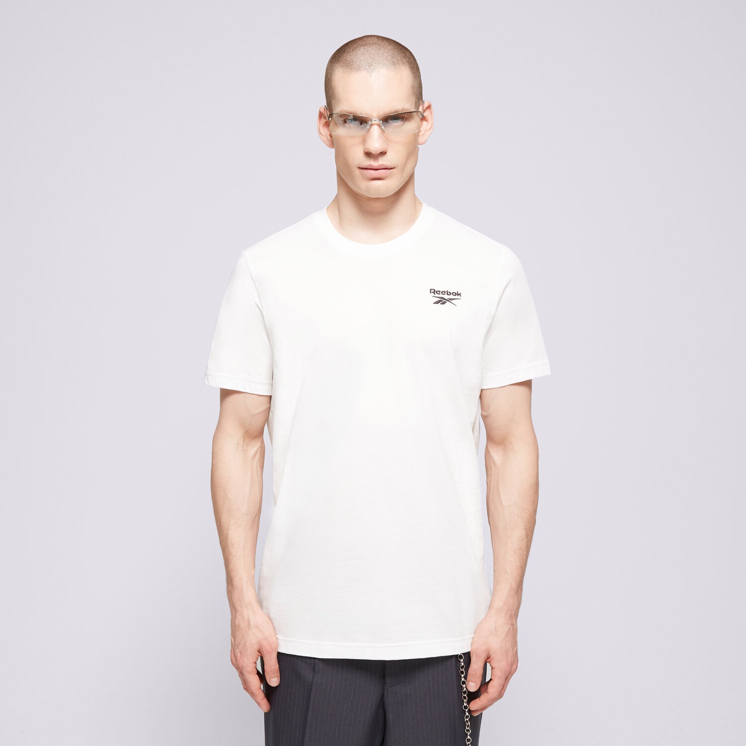 Koszulka, t-shirt sportowy męski REEBOK T-SHIRT RI LEFT CHEST LOGO 100054977 BIAŁY