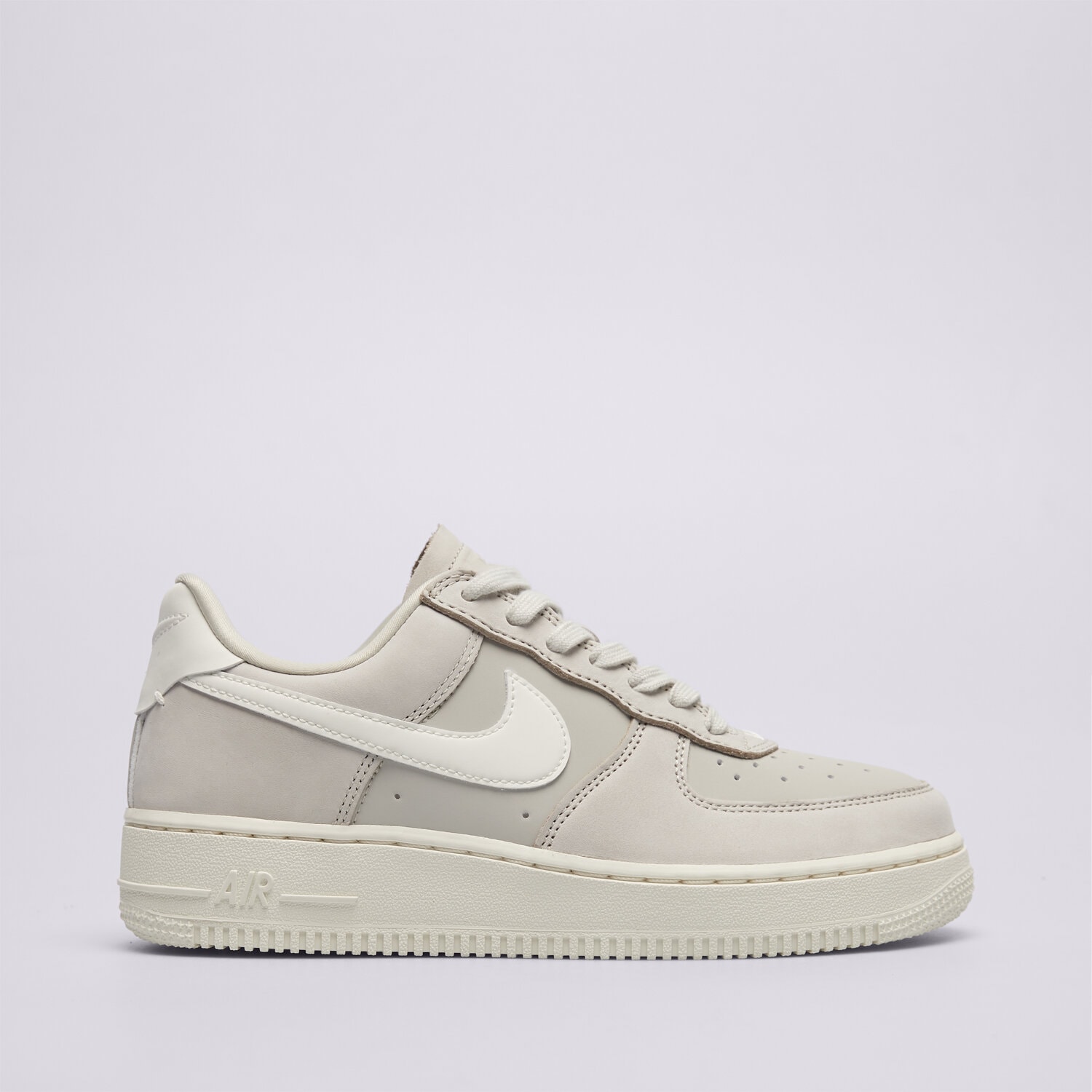Buty sneakersy damskie NIKE AIR FORCE 1 RETRO PRM ESS IQ9722-001 SZARY