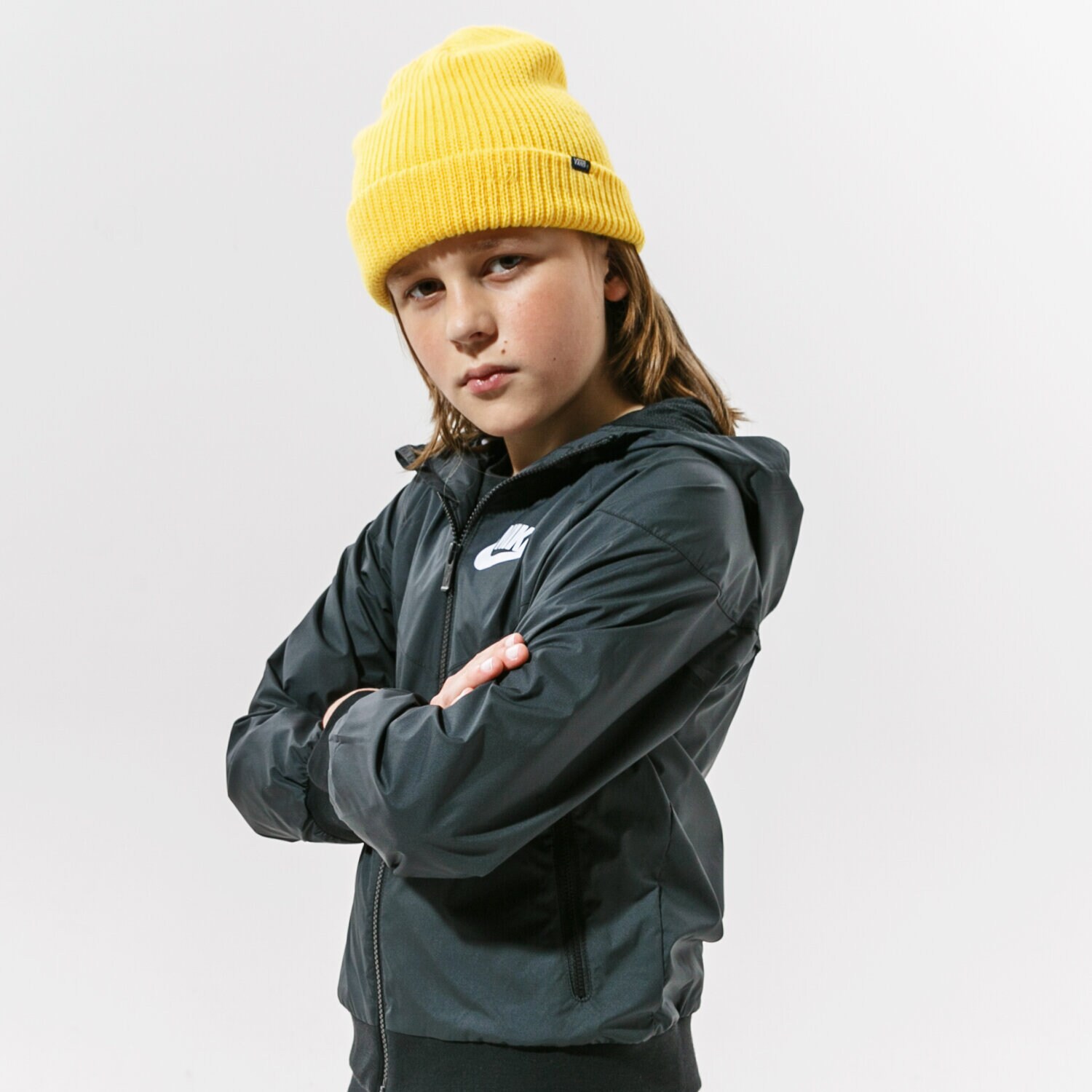 Dziecięca kurtka przejściowa (wiosenna/jesienna) NIKE KURTKA PRZEJŚCIOWA SPORTSWEAR WINDRUNNER WINDRUNNER JAC 850443-011 CZARNY
