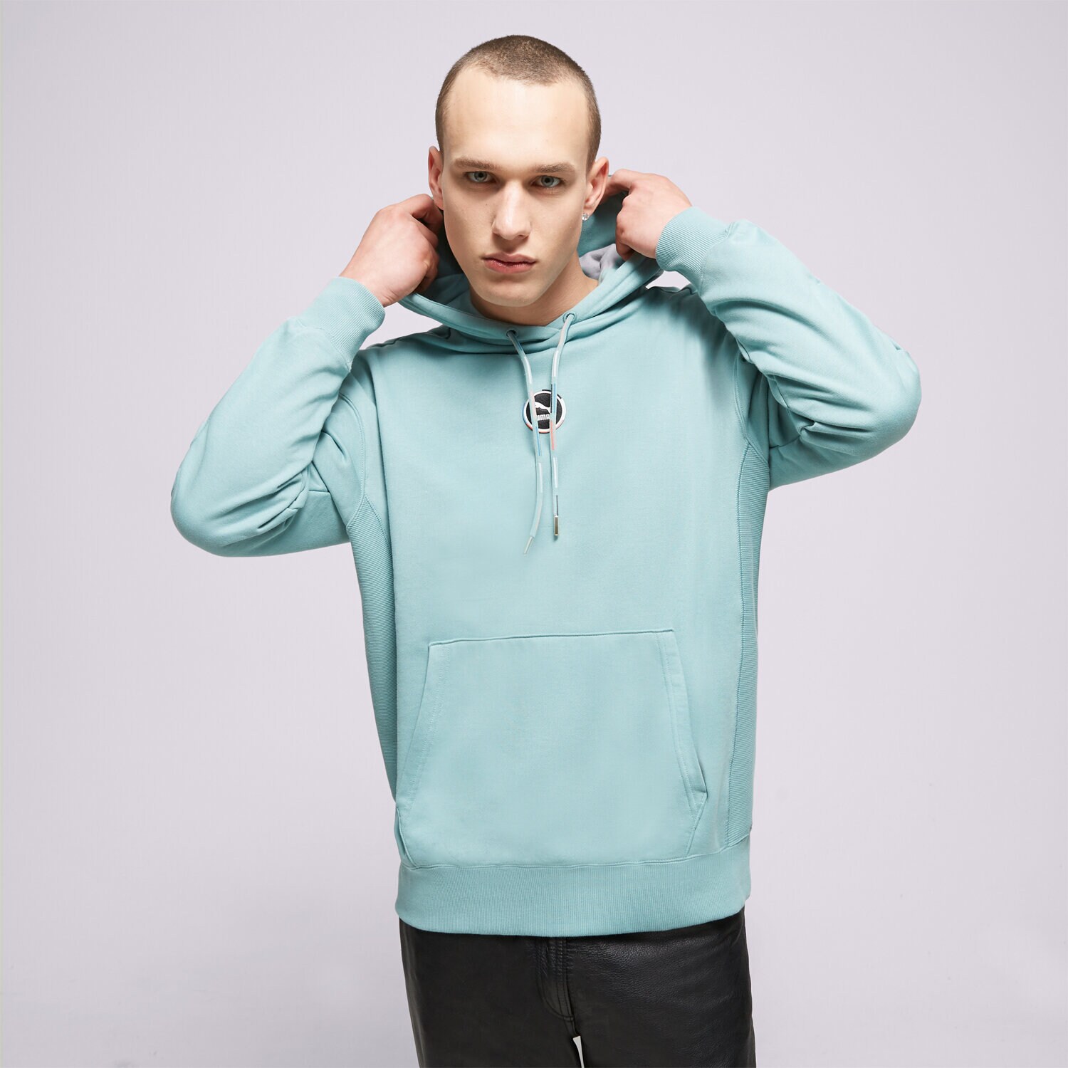 Bluza męska PUMA BLUZA Z KAPTUREM 534175 534175 50 NIEBIESKI