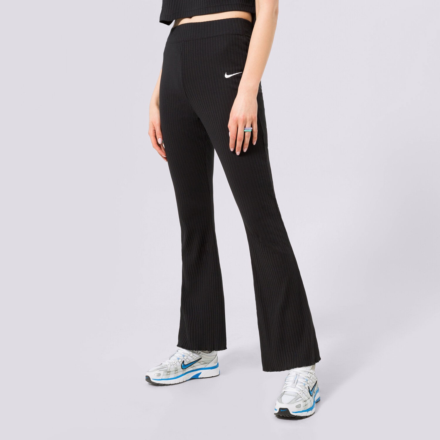 Spodnie sportowe damskie NIKE SPODNIE W NSW RIB JRSY PANT DV7868-010 CZARNY