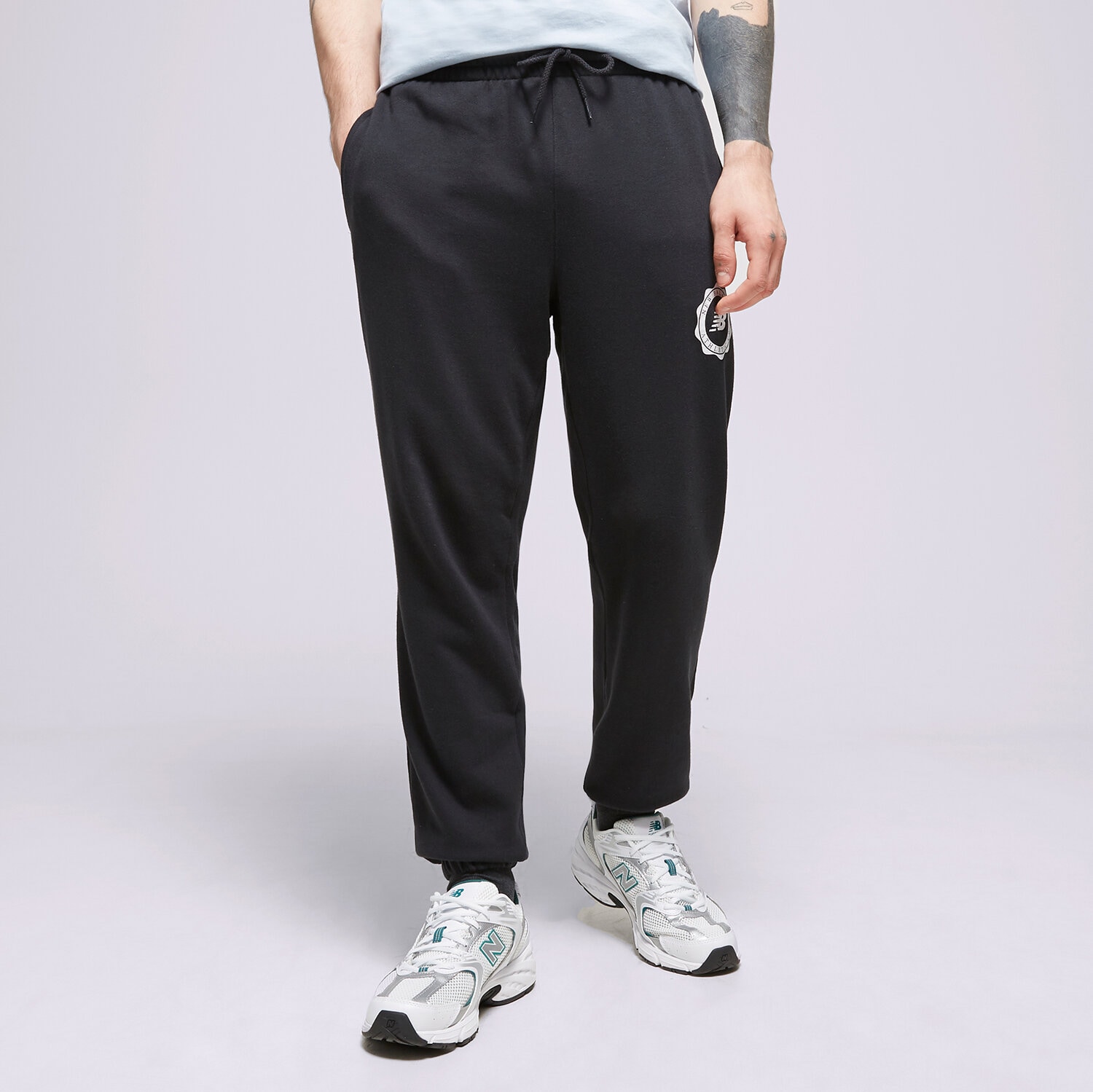Spodnie sportowe męskie NEW BALANCE SPODNIE NB SPORT SEASONAL MP31902 CZARNY