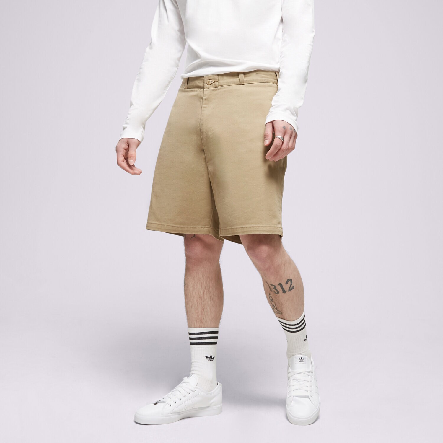 Krótkie spodenki, szorty męskie LEVI'S SZORTY SKATE LOOSE CHINO SHORT A43230001 BEŻOWY