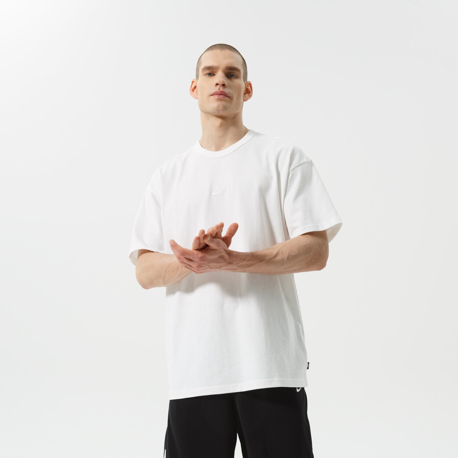 Koszulka, t-shirt sportowy męski NIKE T-SHIRT M NSW PREM ESSNTL SUST TEE DO7392-100 BIAŁY