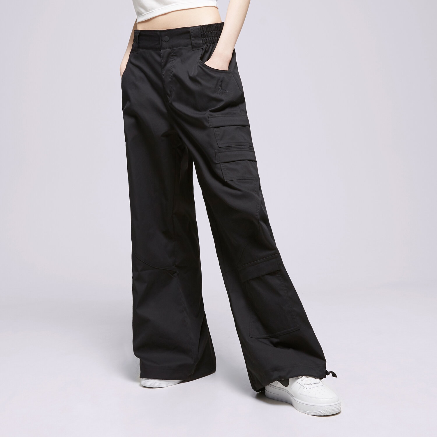 Spodnie sportowe damskie JORDAN SPODNIE W J CHICAGO PANT DZ3349-010 CZARNY