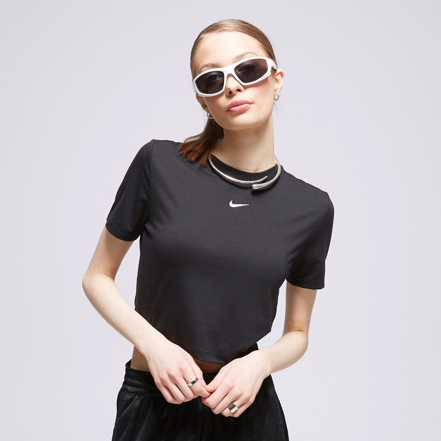Koszulka, t-shirt damski NIKE T-SHIRT W NSW TEE ESSNTL SLIM CRP LBR FB2873-010 CZARNY