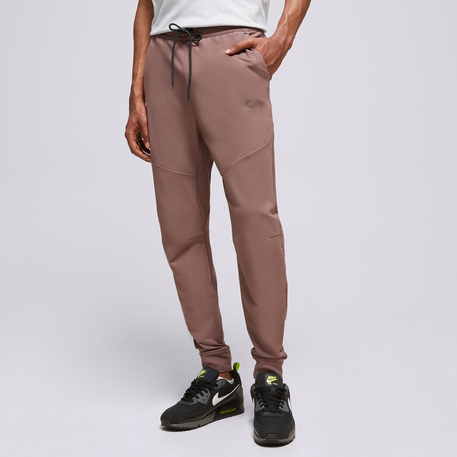 Spodnie sportowe męskie NIKE SPODNIE M NK TECH LGHTWHT JGGR DX0826-291 BEŻOWY