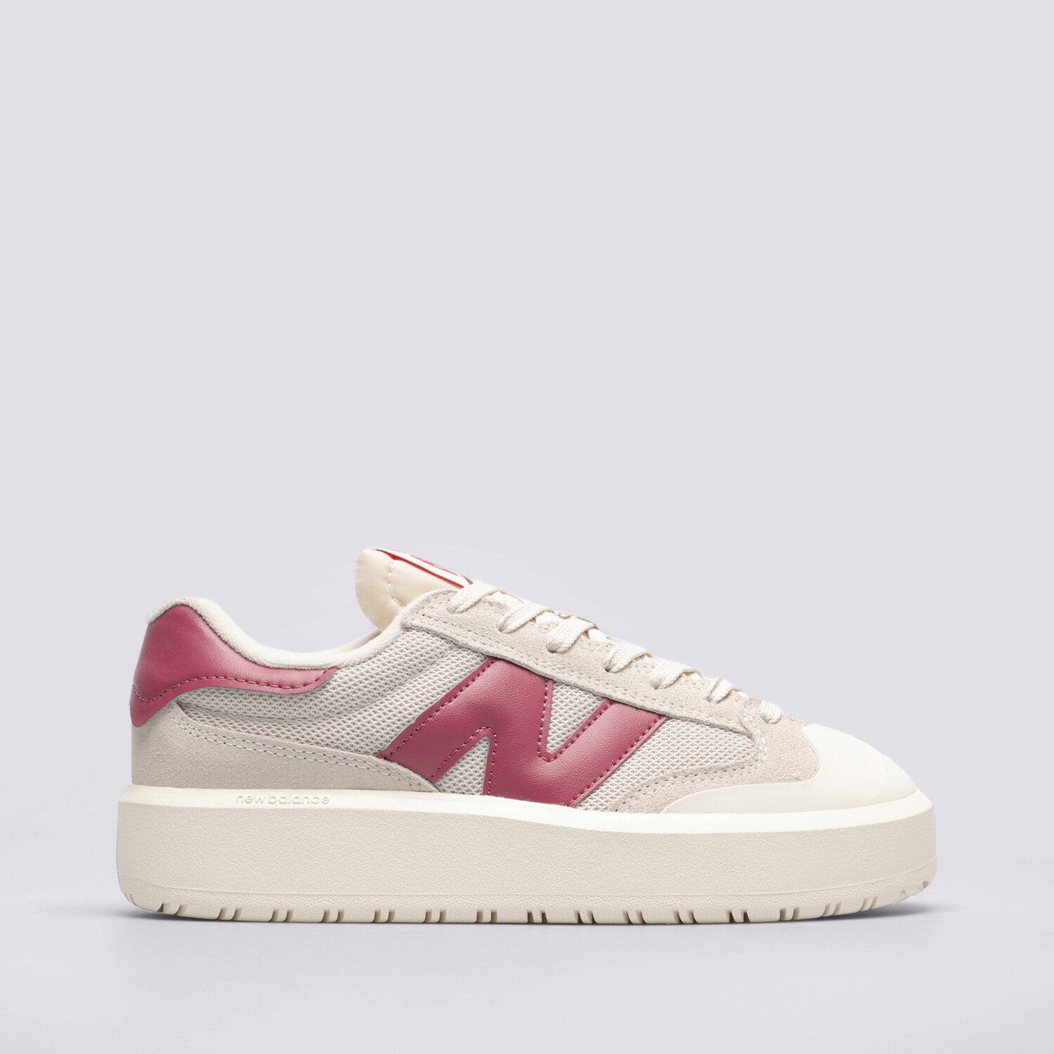Buty sneakersy damskie NEW BALANCE CT302 CT302RP KREMOWY
