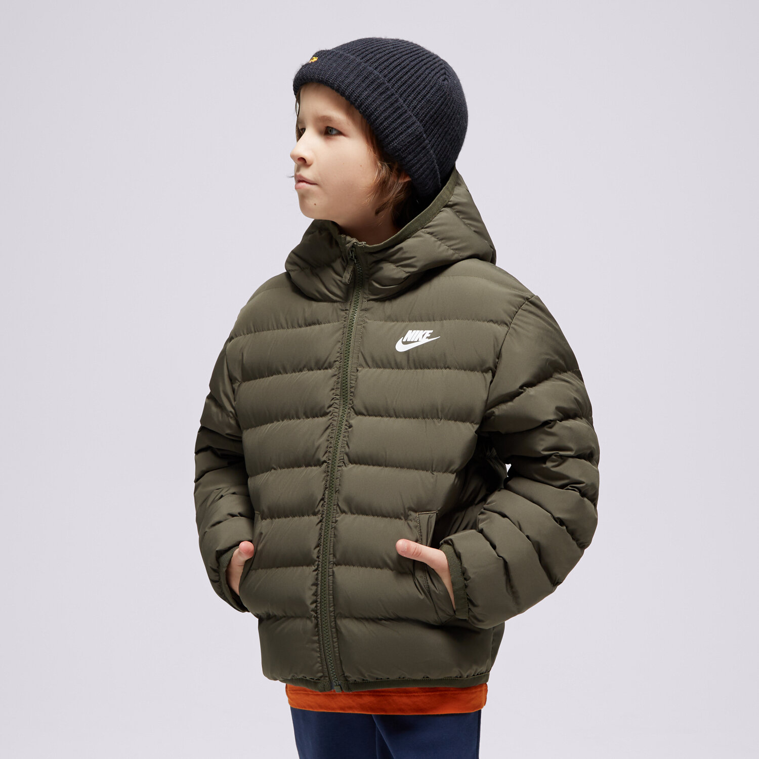 Dziecięca kurtka przejściowa (wiosenna/jesienna) NIKE KURTKA ZIMOWA K NSW LOW SYNFL HD BOY FD2845-325 KHAKI