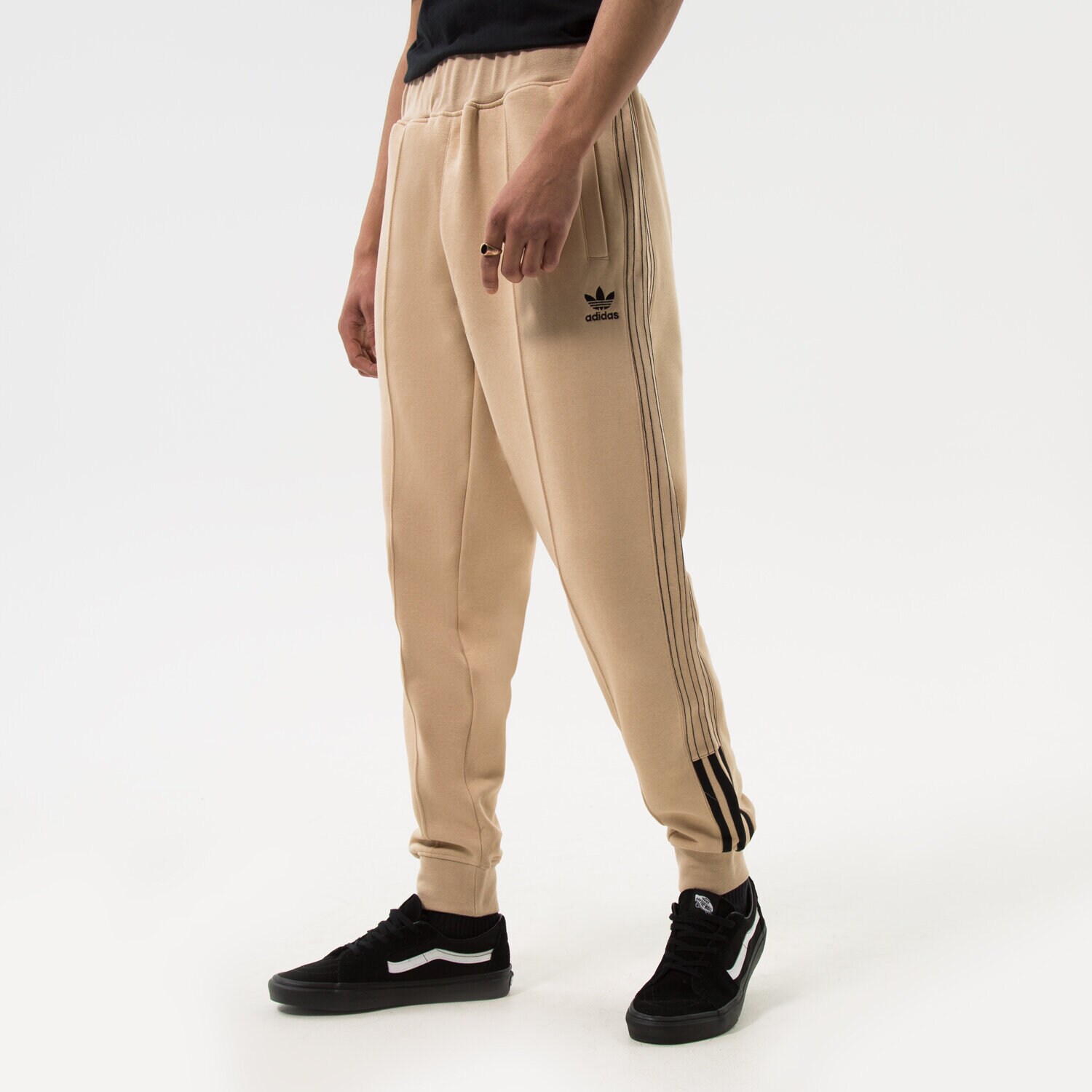 Spodnie sportowe męskie ADIDAS SPODNIE FLEECE SST TP HI2996 BEŻOWY