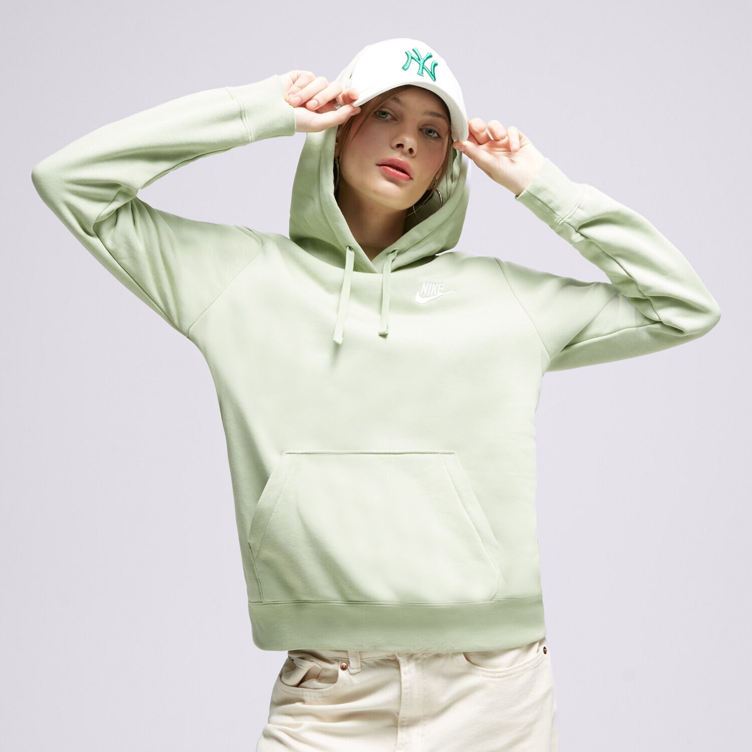 Bluza damska NIKE BLUZA Z KAPTUREM W NSW CLUB FLC DQ5793-343 ZIELONY