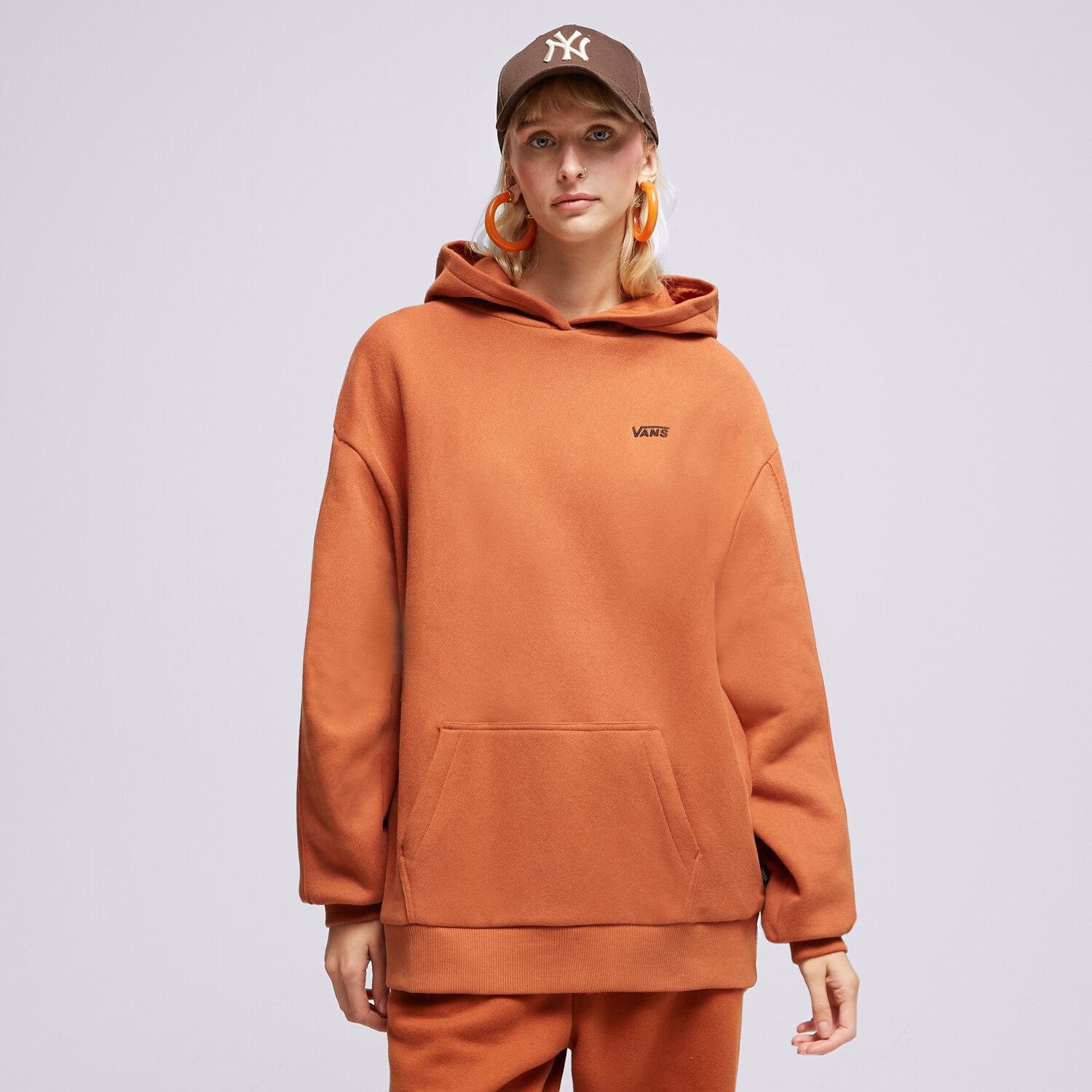 Bluza damska VANS BLUZA Z KAPTUREM COMFYCUSH LS VN0A7RMICKN1 BRĄZOWY