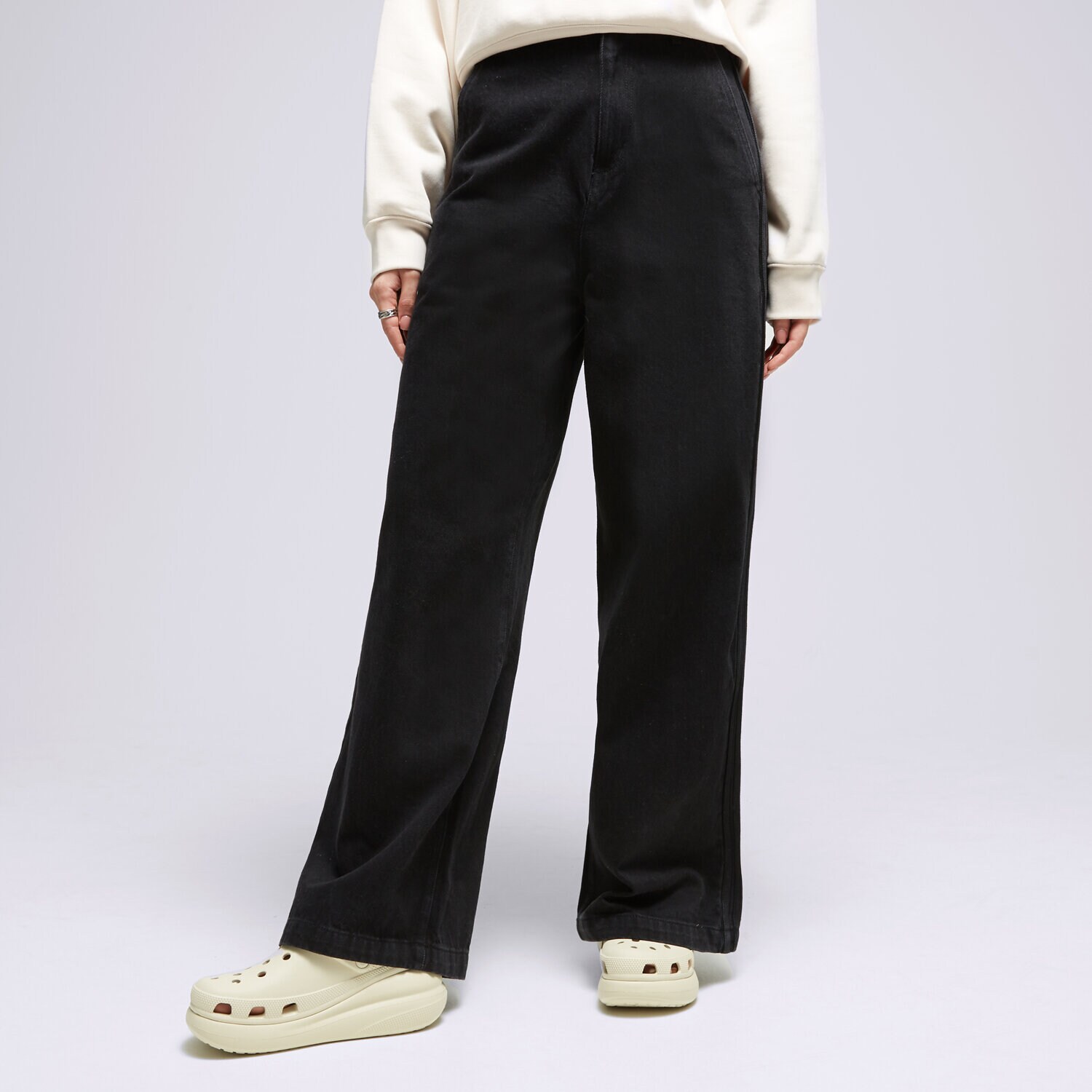 Spodnie sportowe damskie ADIDAS SPODNIE 3 STRIPE JEANS IJ8338 CZARNY