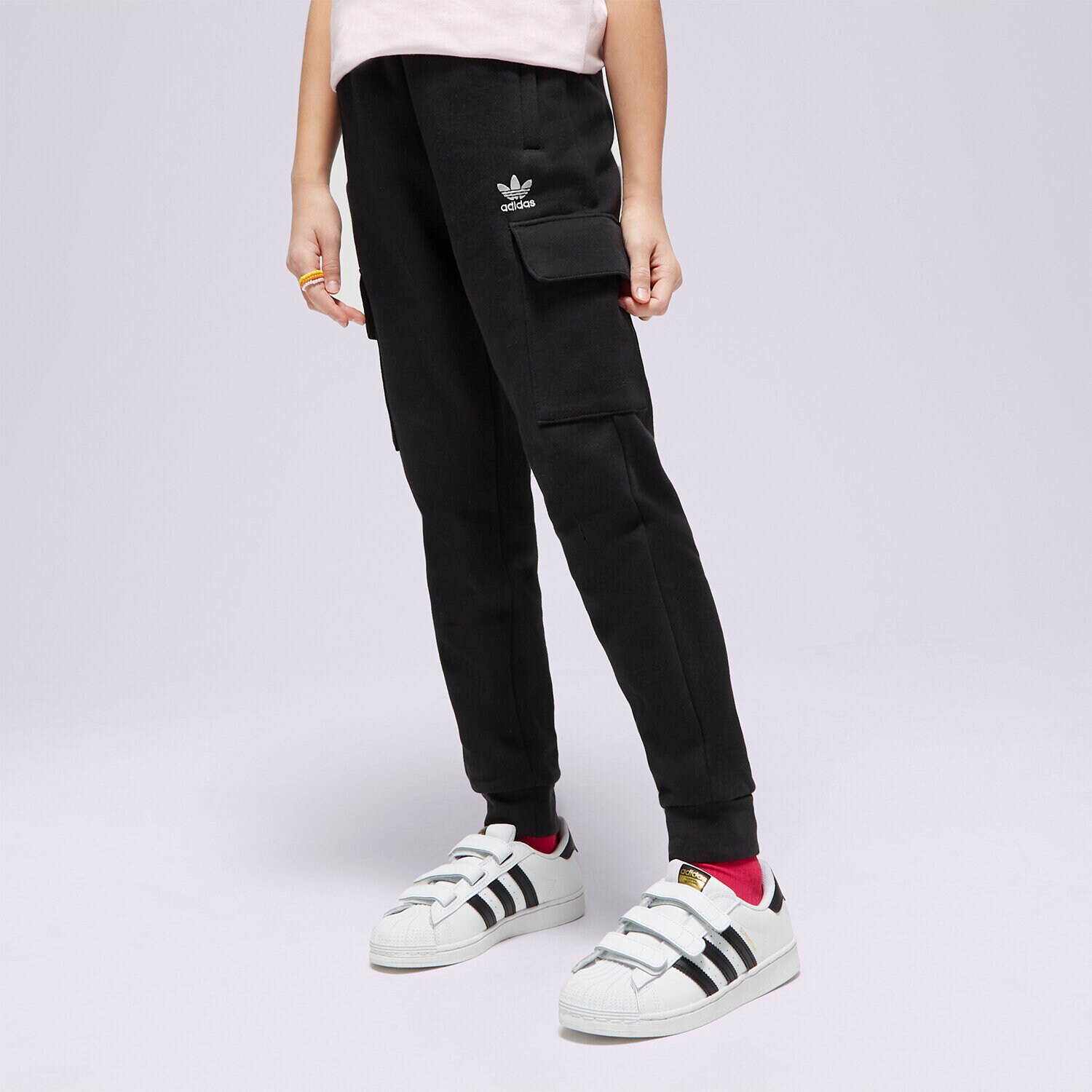 Sportowe spodnie dziecięce ADIDAS SPODNIE FLEE. CARGO U IL2487 CZARNY