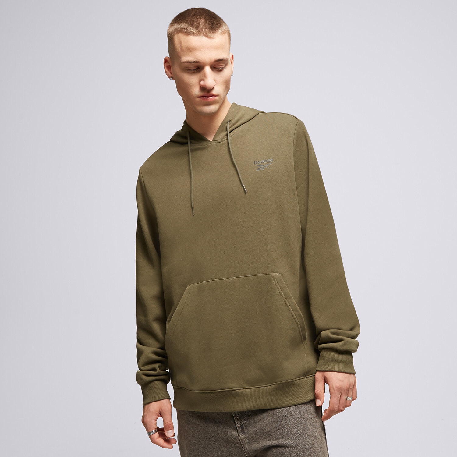 Bluza męska REEBOK BLUZA Z KAPTUREM RI LEFT CHEST LOGO HOOD 100071618 CZARNY