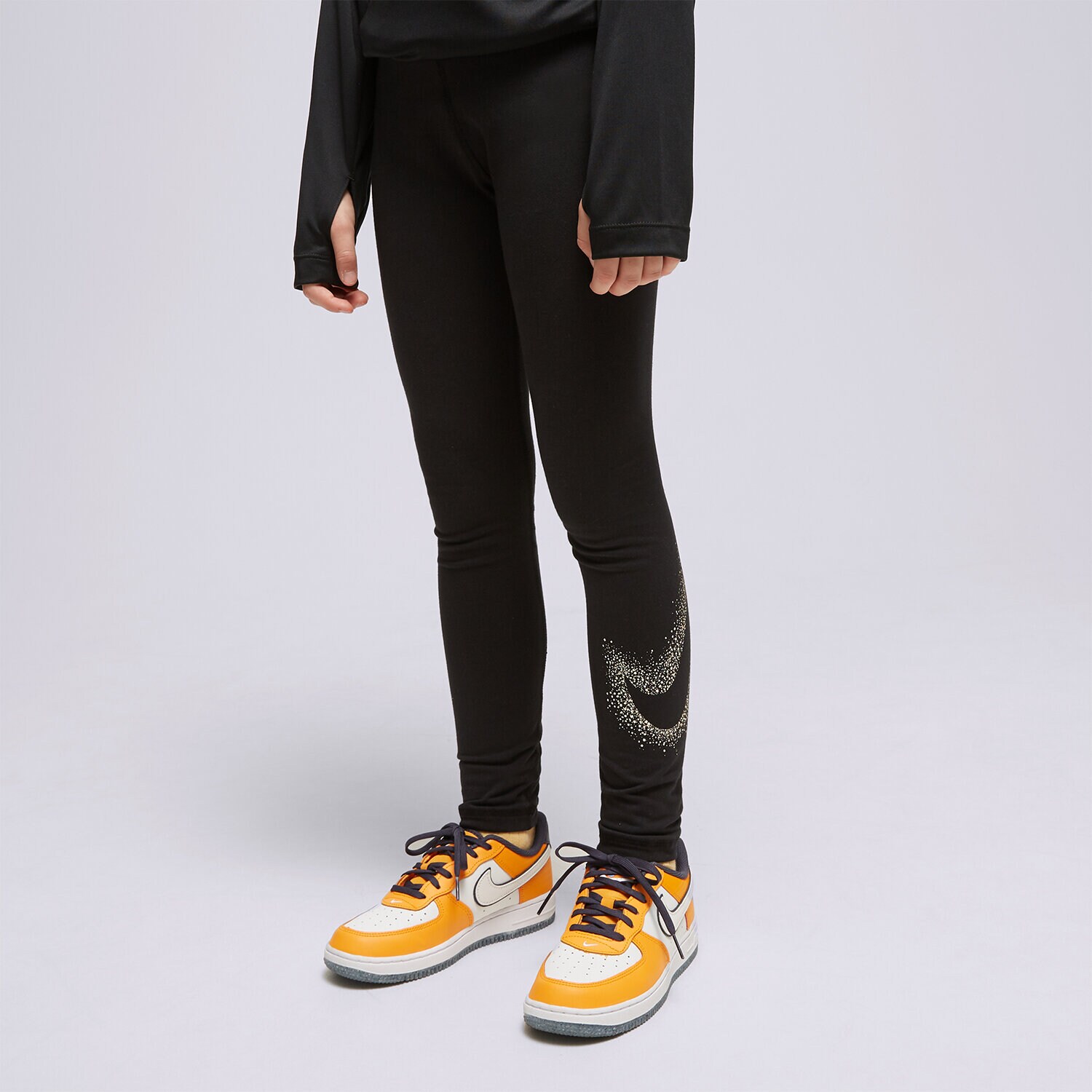 Sportowe spodnie dziecięce NIKE LEGGINGS (G) NSW SHINE LG BLK/GD DV3232-010 CZARNY