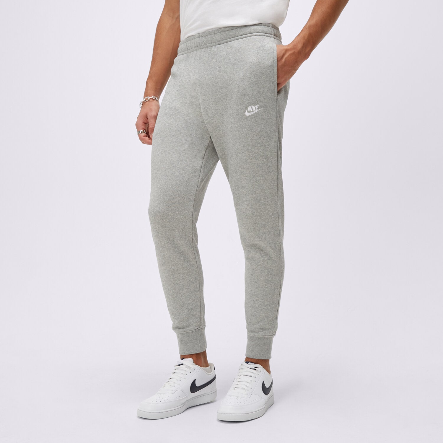 Spodnie sportowe męskie NIKE SPODNIE M NSW CLUB JGGR FT BV2679-063 SZARY