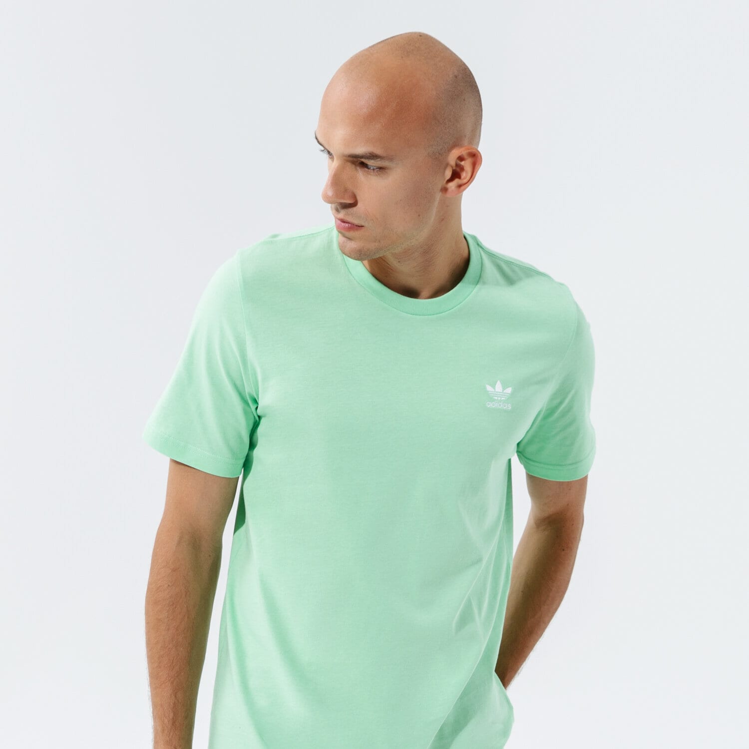 Koszulka, t-shirt sportowy męski ADIDAS T-SHIRT ESSENTIAL H34633 ZIELONY