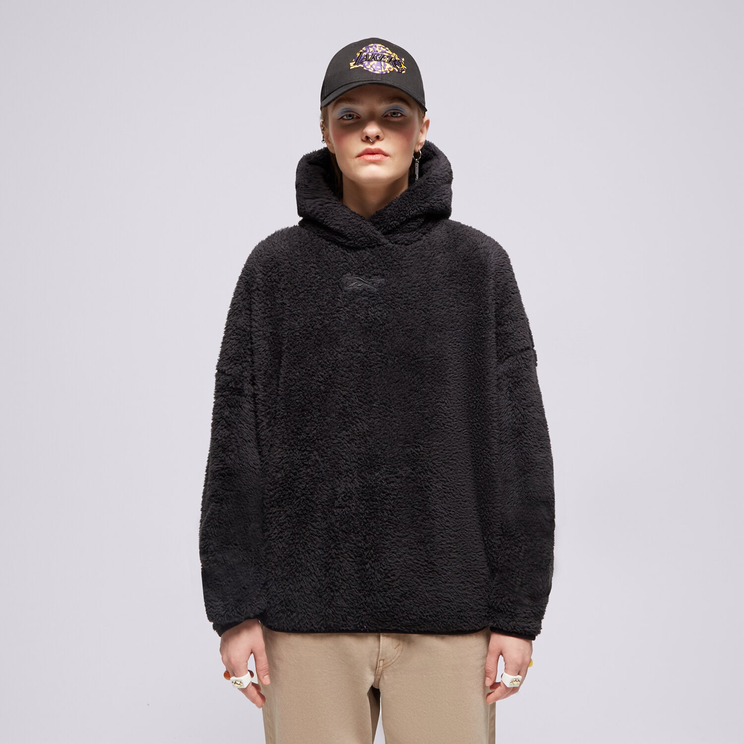 Bluza damska REEBOK BLUZA Z KAPTUREM LUX COZY PLUSH 100036231 CZARNY