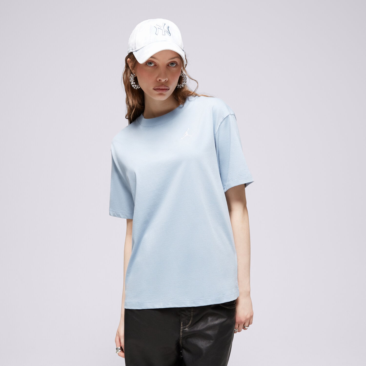 Koszulka, t-shirt damski JORDAN T-SHIRT W J ESSEN GF TEE CORE 23 FN4500-436 NIEBIESKI