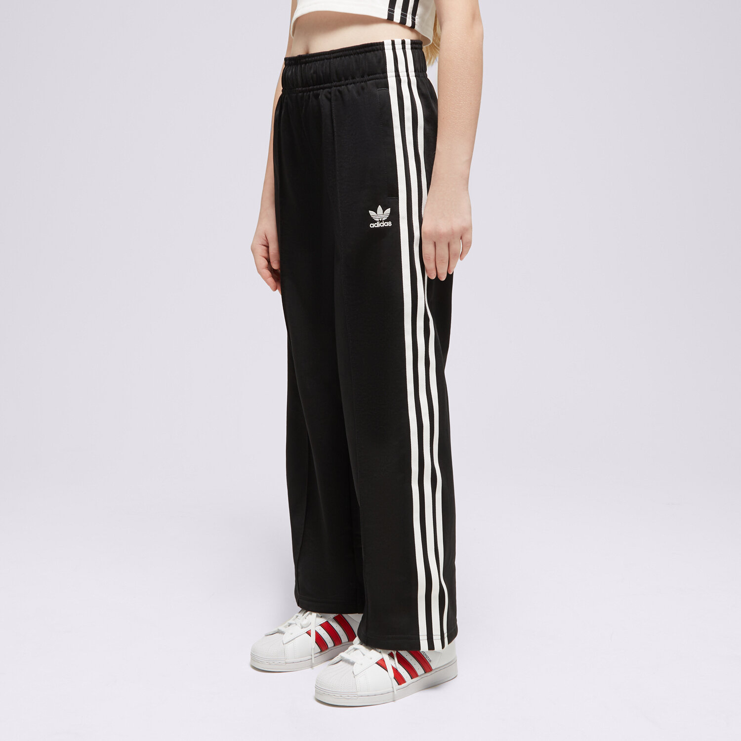 Sportowe spodnie dziecięce ADIDAS SPODNIE WIDE PANTS G HK0347 CZARNY