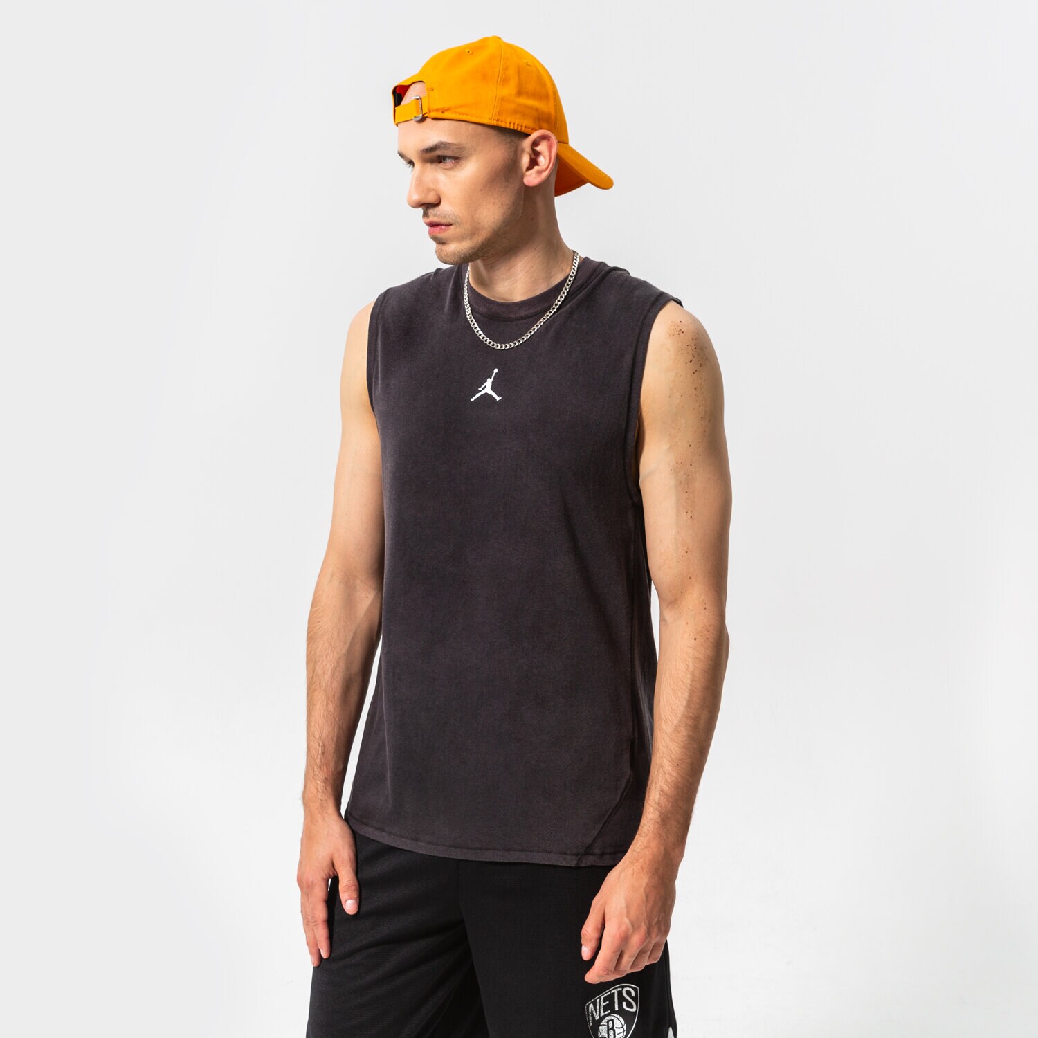 Koszulka, t-shirt sportowy męski JORDAN TANK M J DF SPRT SLVLS TOP DM1827-010 CZARNY