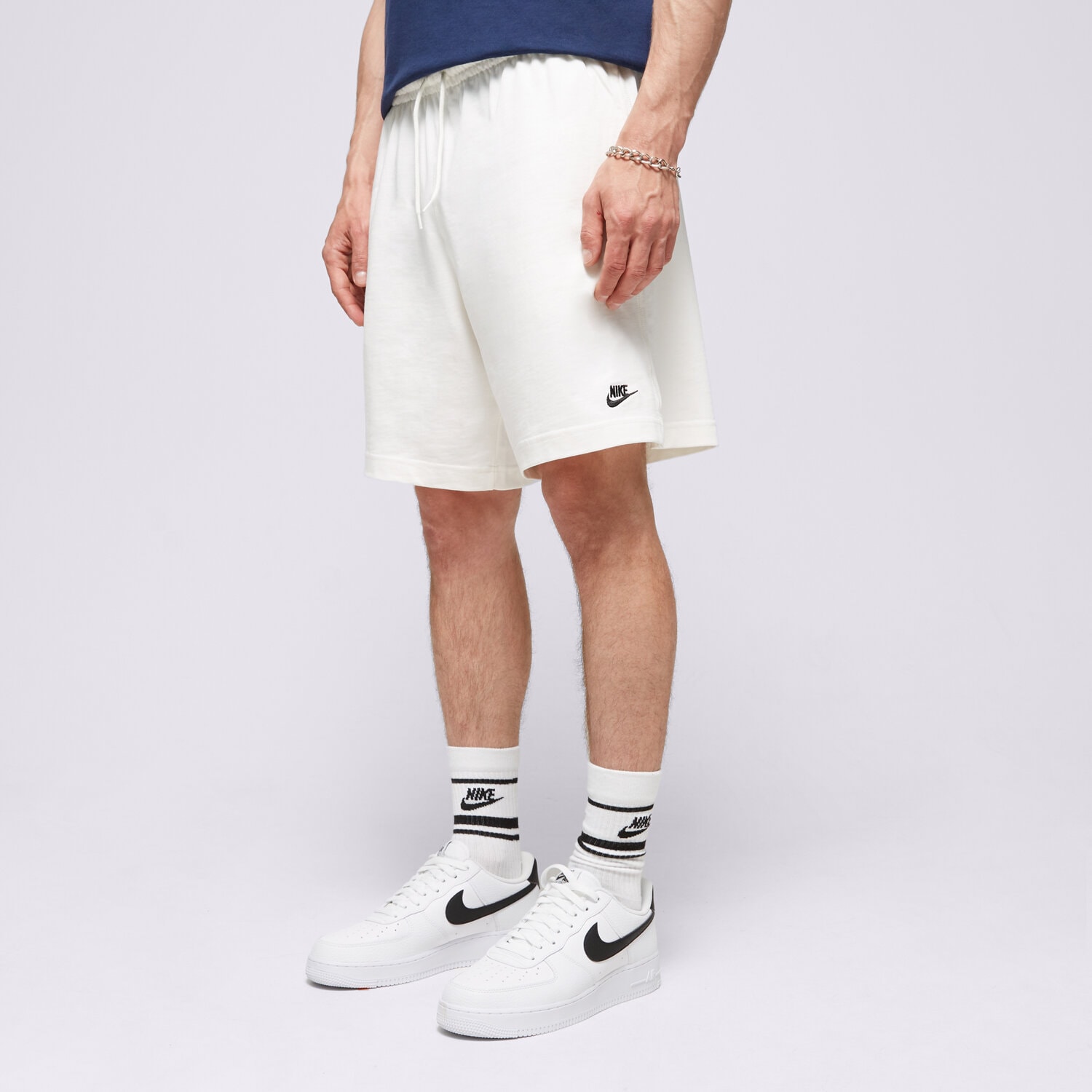 Krótkie spodenki, szorty męskie NIKE SZORTY M NK CLUB KNIT SHORT FQ4359-133 BIAŁY