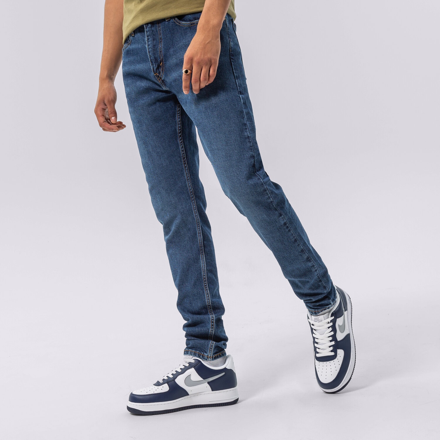Spodnie sportowe męskie LEVI'S 512 SLIM FIT TAPER JEANS 59437-0087 GRANATOWY