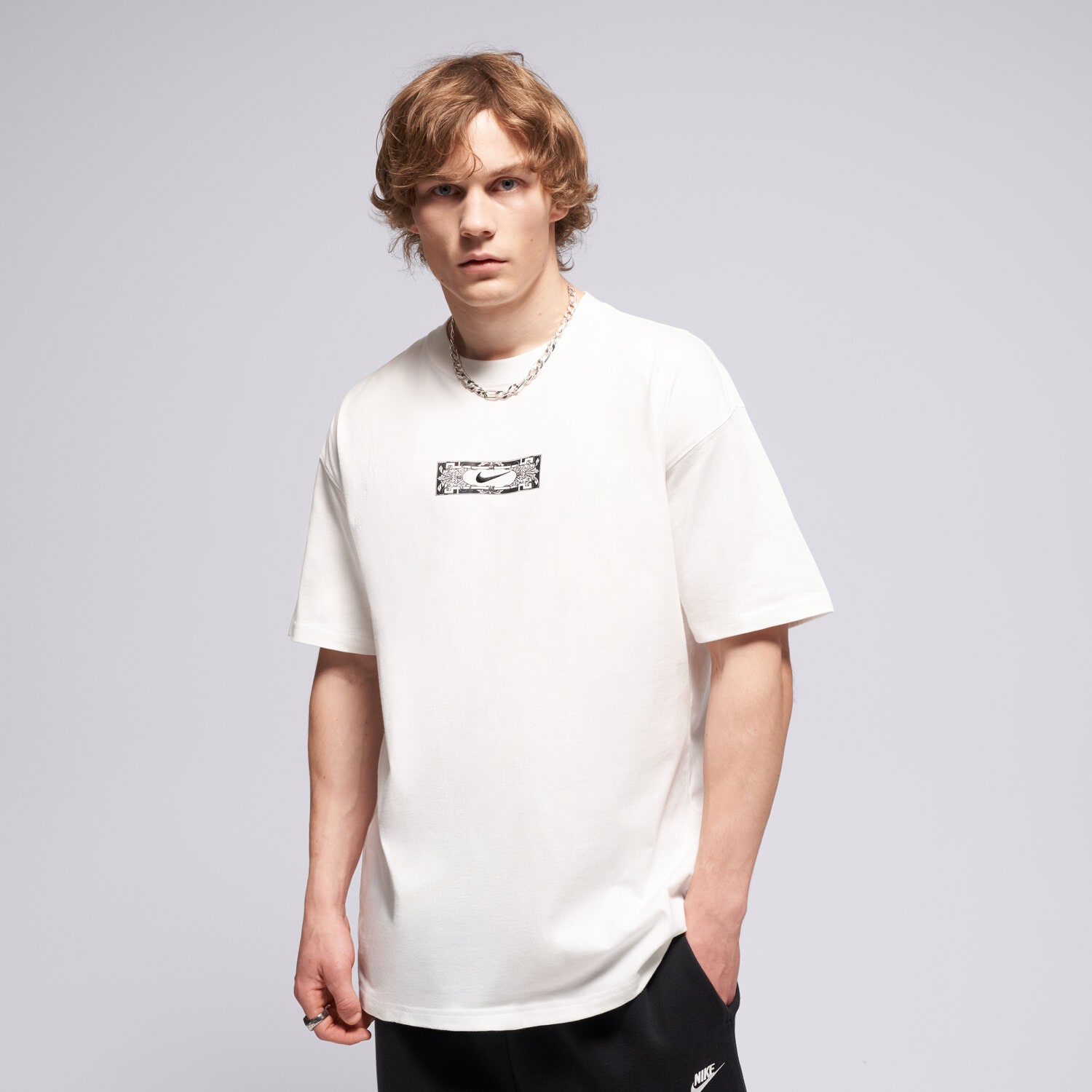 Koszulka, t-shirt sportowy męski NIKE T-SHIRT M NSW TEE LSE CHATEAU IO2446-100 BIAŁY
