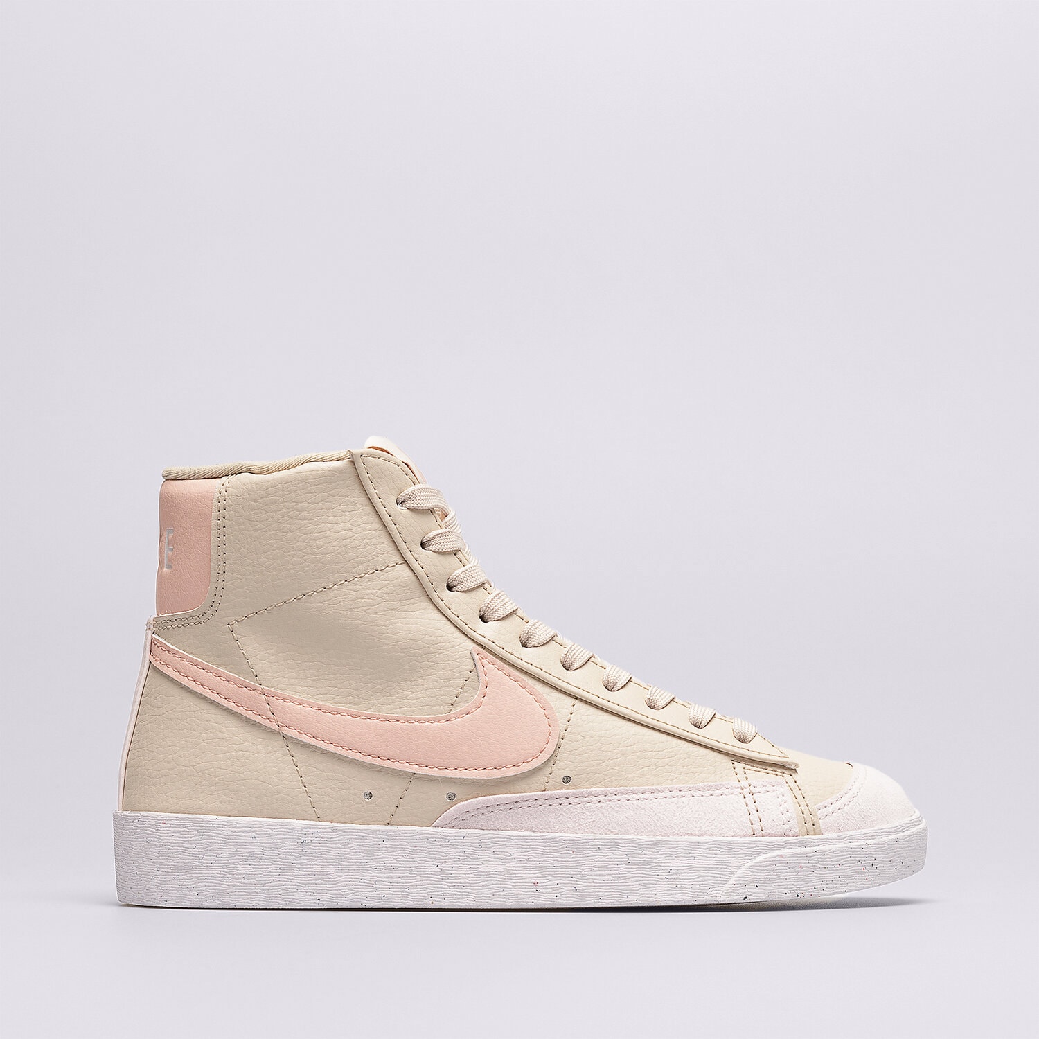 Buty sneakersy damskie NIKE W BLAZER MID '77 NEXT NATURE FB0780-100 BEŻOWY