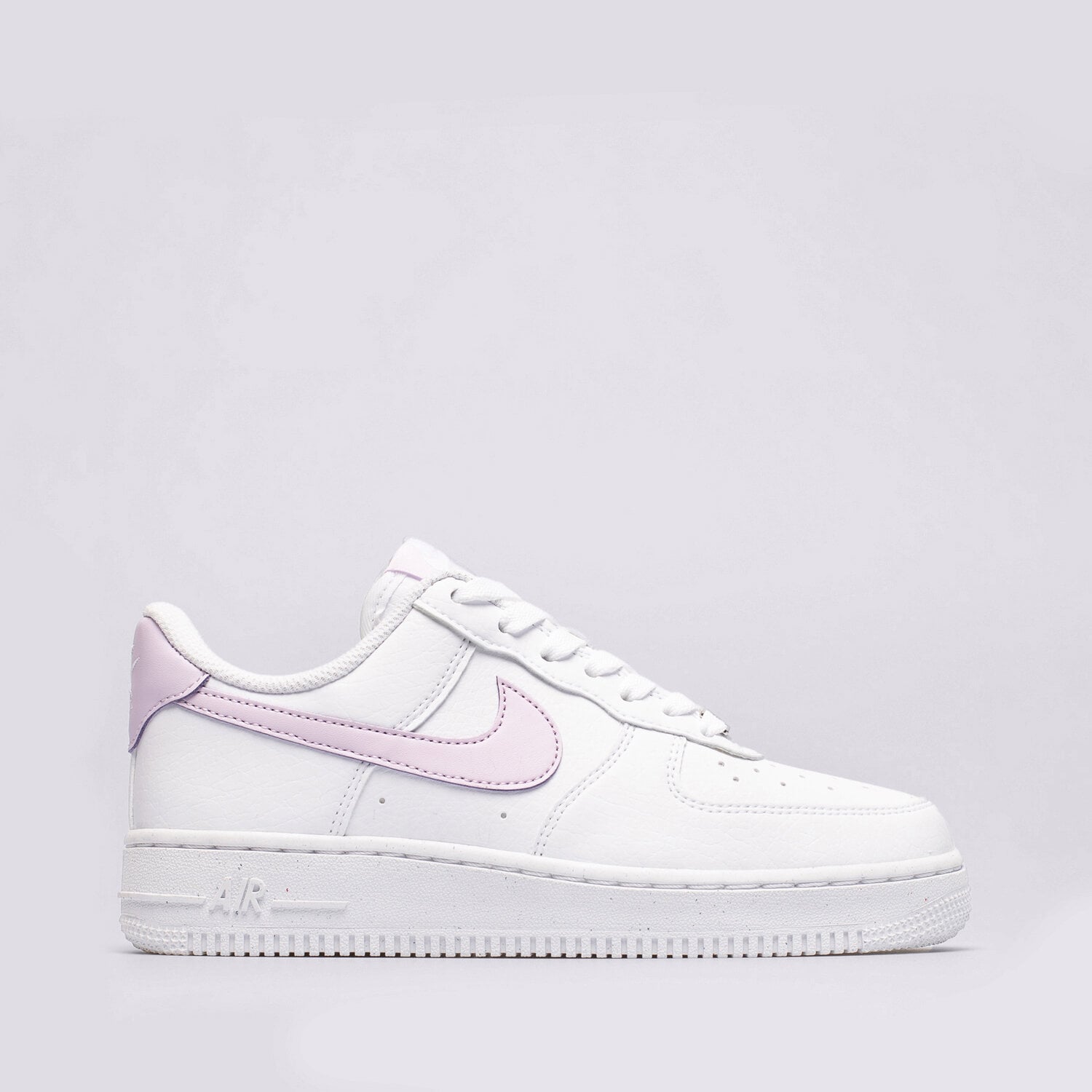 Buty sneakersy damskie NIKE AIR FORCE 1 '07 NEXT NATURE DN1430-105 BIAŁY