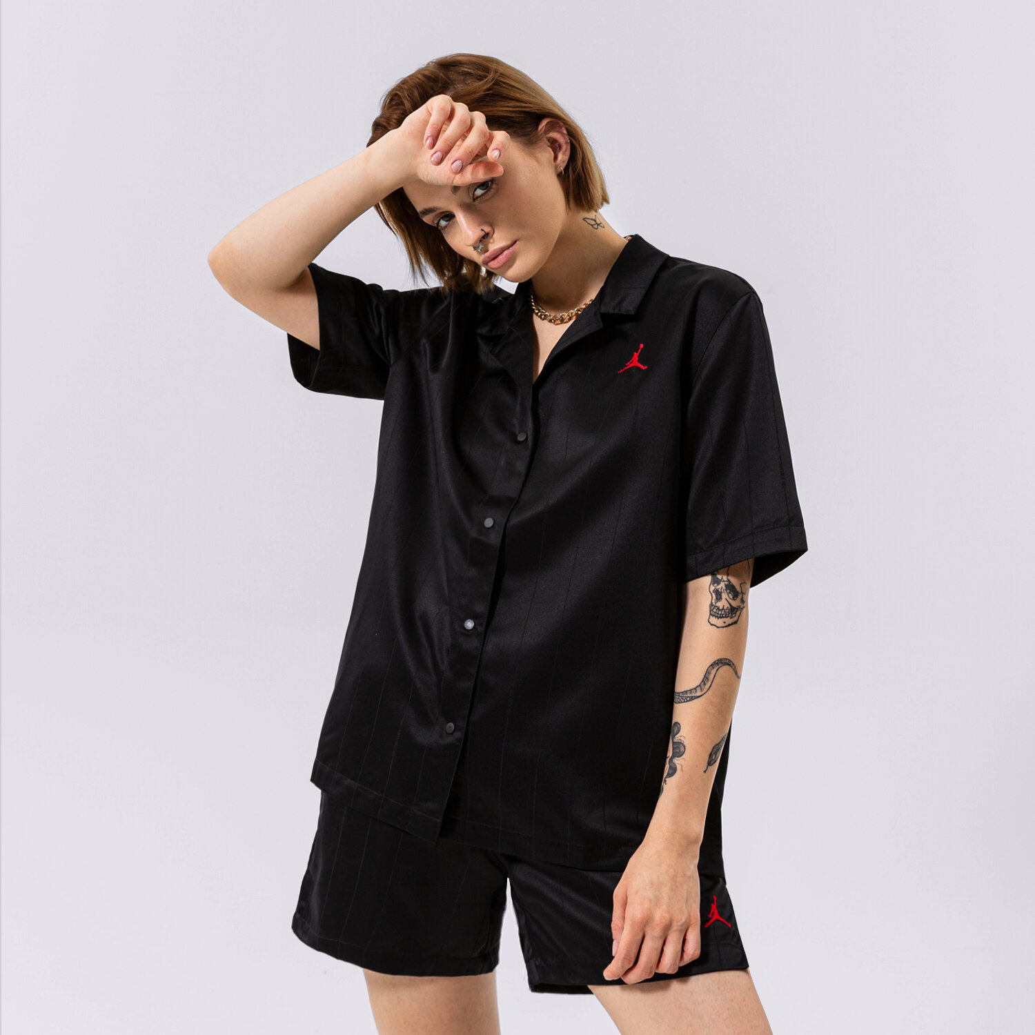 Koszulka, t-shirt damski JORDAN TSHIRT HERITAGE WOMEN'S WOVEN DM5228-010 CZARNY