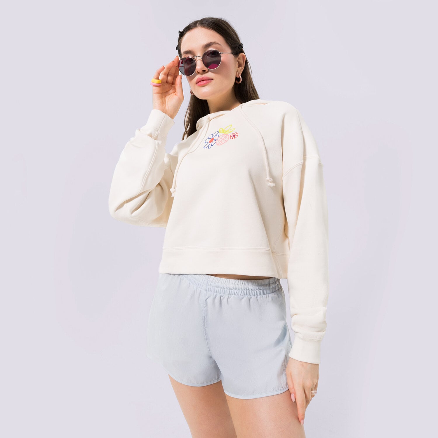 Bluza damska ADIDAS BLUZA Z KAPTUREM HOODIE GP3495 BEŻOWY