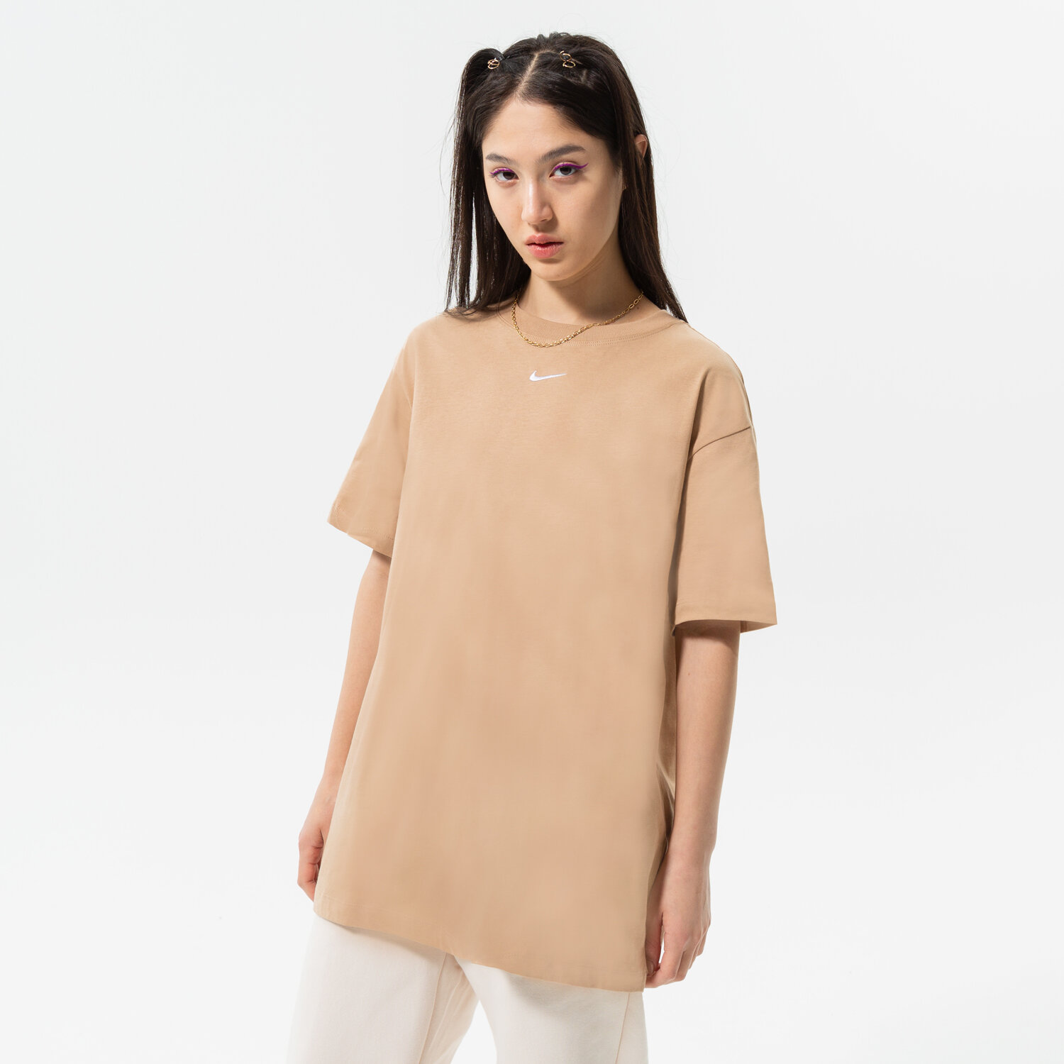 Koszulka, t-shirt damski NIKE T-SHIRT W NSW ESSNTL TEE BF LBR DN5697-200 BEŻOWY