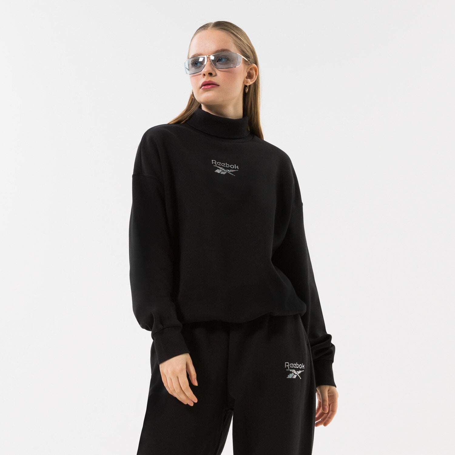 Bluza damska REEBOK BLUZA CLASSICS SPARKLE CREW BLACK IC3786 CZARNY