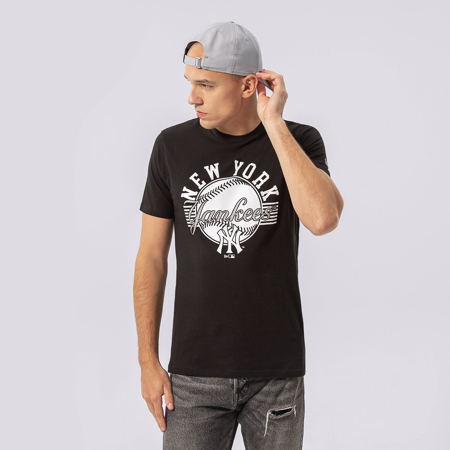 Koszulka, t-shirt sportowy męski NEW ERA T-SHIRT TEE NYY BLK 13051087 CZARNY