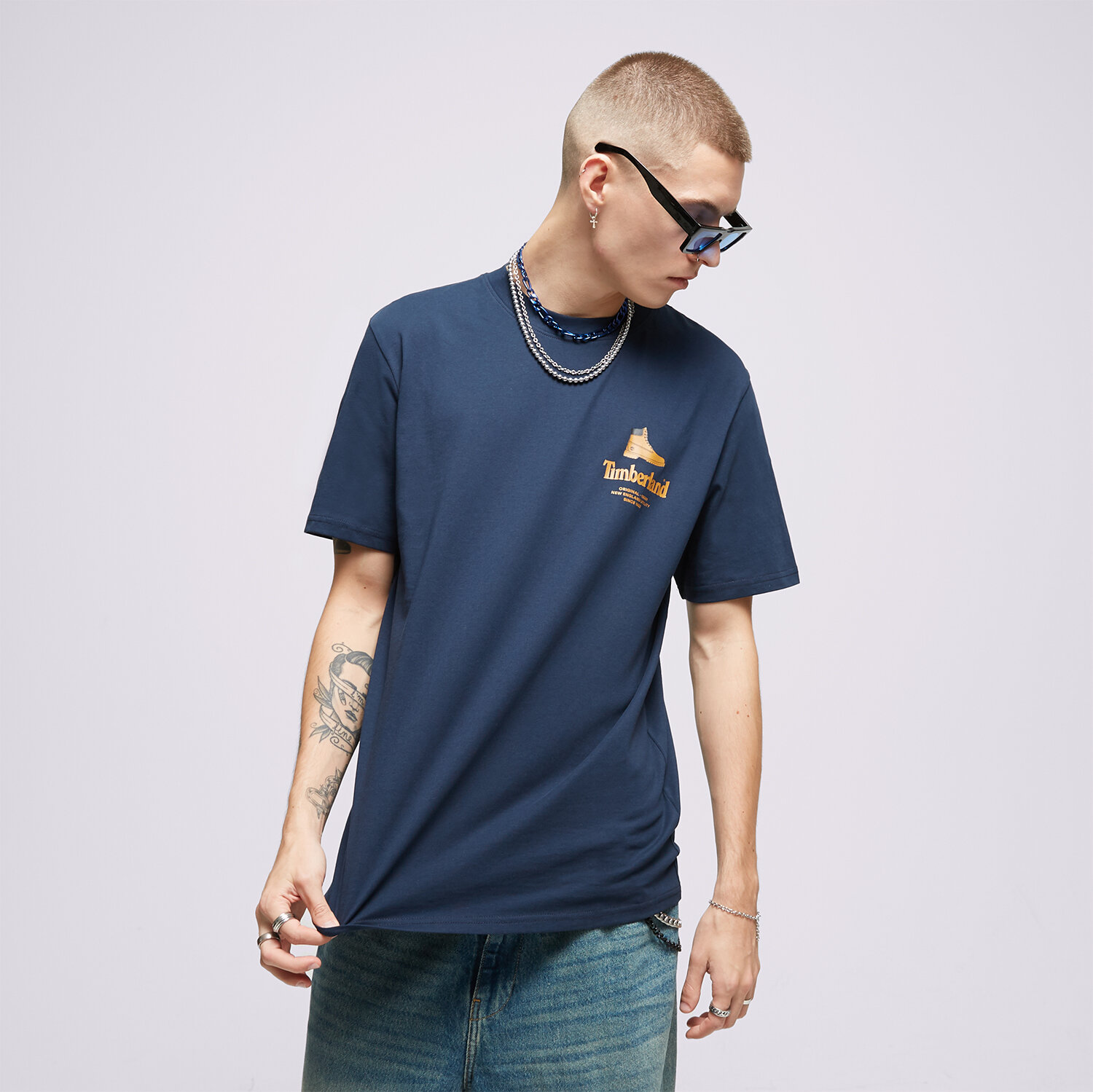 Koszulka, t-shirt sportowy męski TIMBERLAND T-SHIRT SS BOOT LOGO TEE BOX TB0A6GEH4331 GRANATOWY