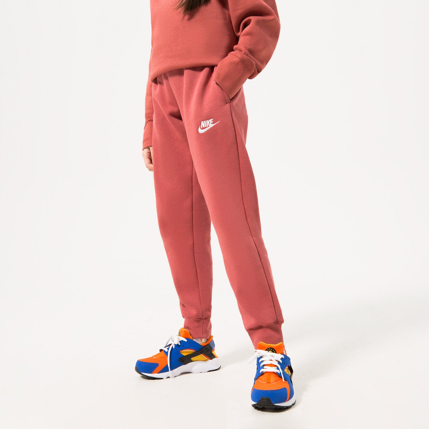 Sportowe spodnie dziecięce NIKE SPODNIE SPORTSWEAR CLUB FLEECE GIRL DC7207-691 RÓŻOWY