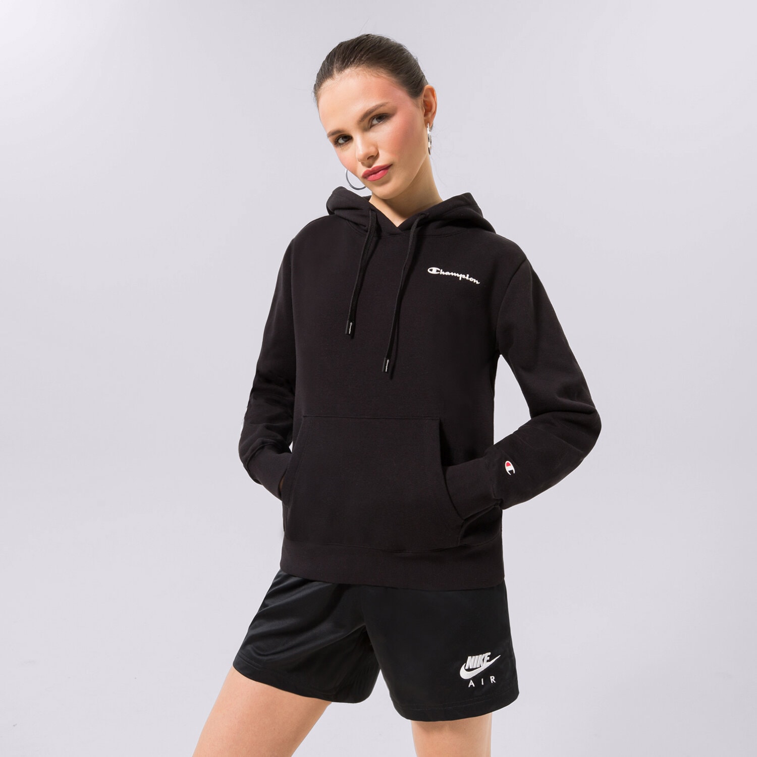 Bluza damska CHAMPION BLUZA Z KAPTUREM HOODED SWEATSHIRT 115395KK001 CZARNY