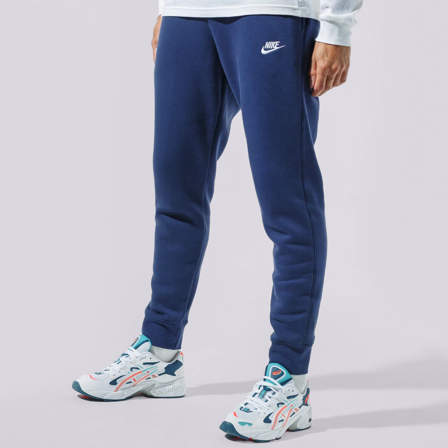 Spodnie sportowe męskie NIKE SPODNIE SPORTSWEAR CLUB FLEECE BV2671-410 GRANATOWY