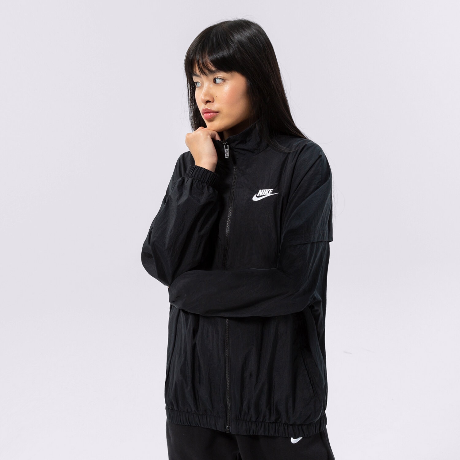 Kurtka wiosenna / jesienna damska NIKE KURTKA W NSW ESSNTL WR WVN JKT DM6185-010 CZARNY