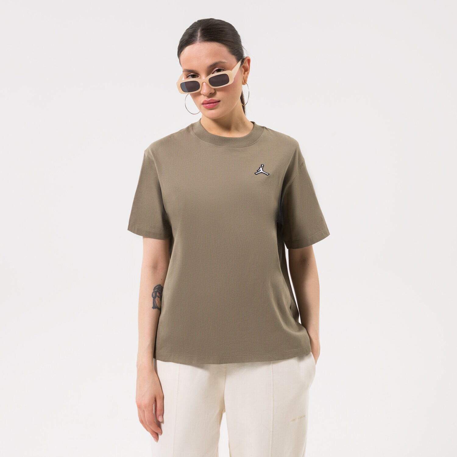 Koszulka, t-shirt damski JORDAN T-SHIRT W J ESSEN TEE CORE 22 DM5029-351 ZIELONY