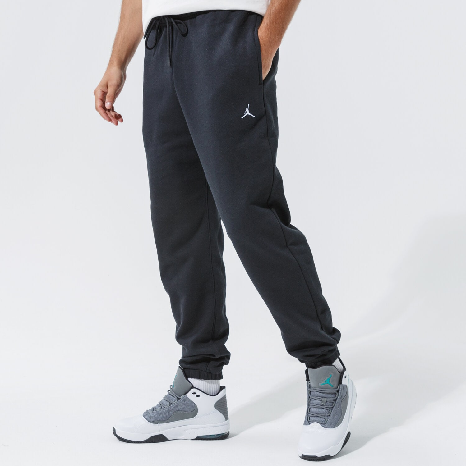 Spodnie sportowe męskie JORDAN SPODNIE ESSENTIAL FLEECE JOGGERS DA9820-010 CZARNY