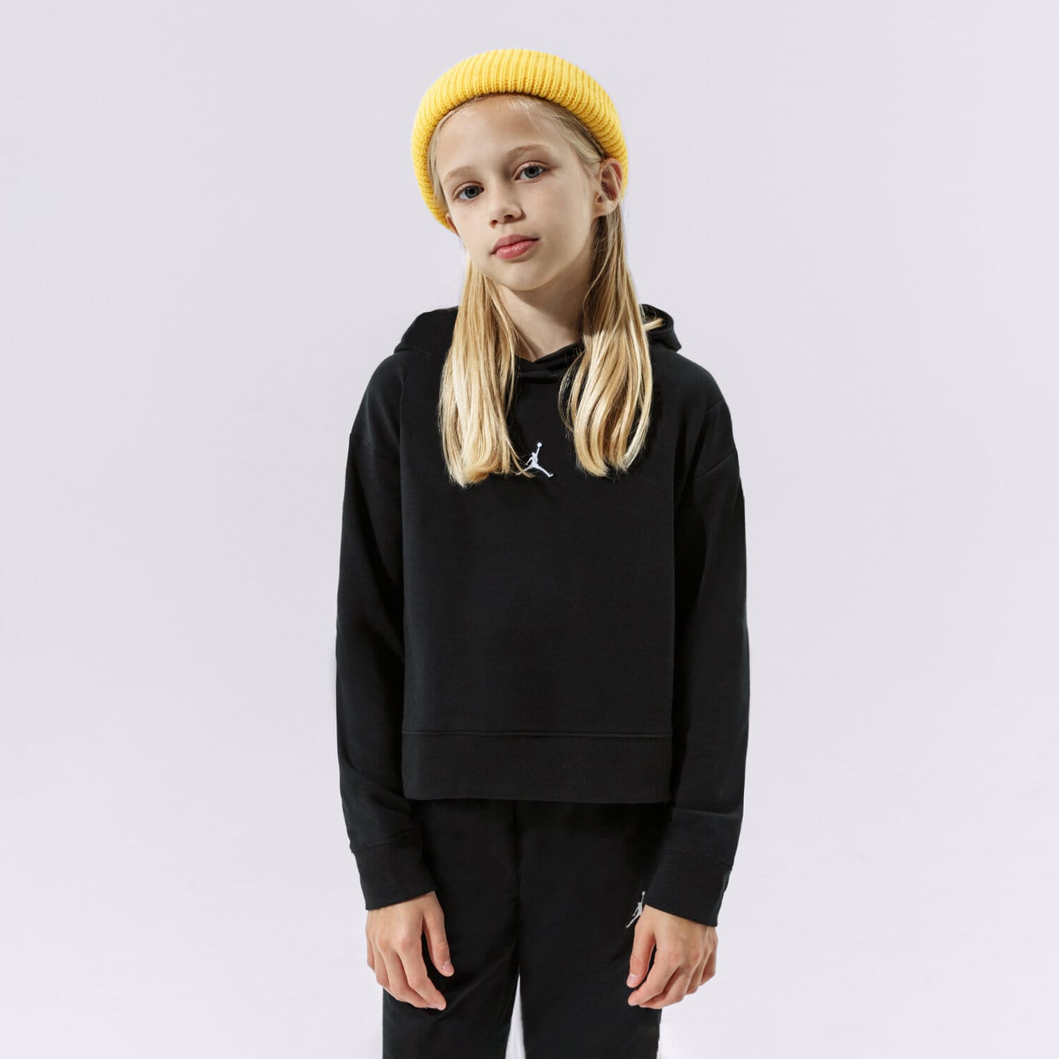 Sportowa bluza dziecięca JORDAN BLUZA Z KAPTUREM ESSENTIALS BOXY PO G GIRL 45A858-023 CZARNY