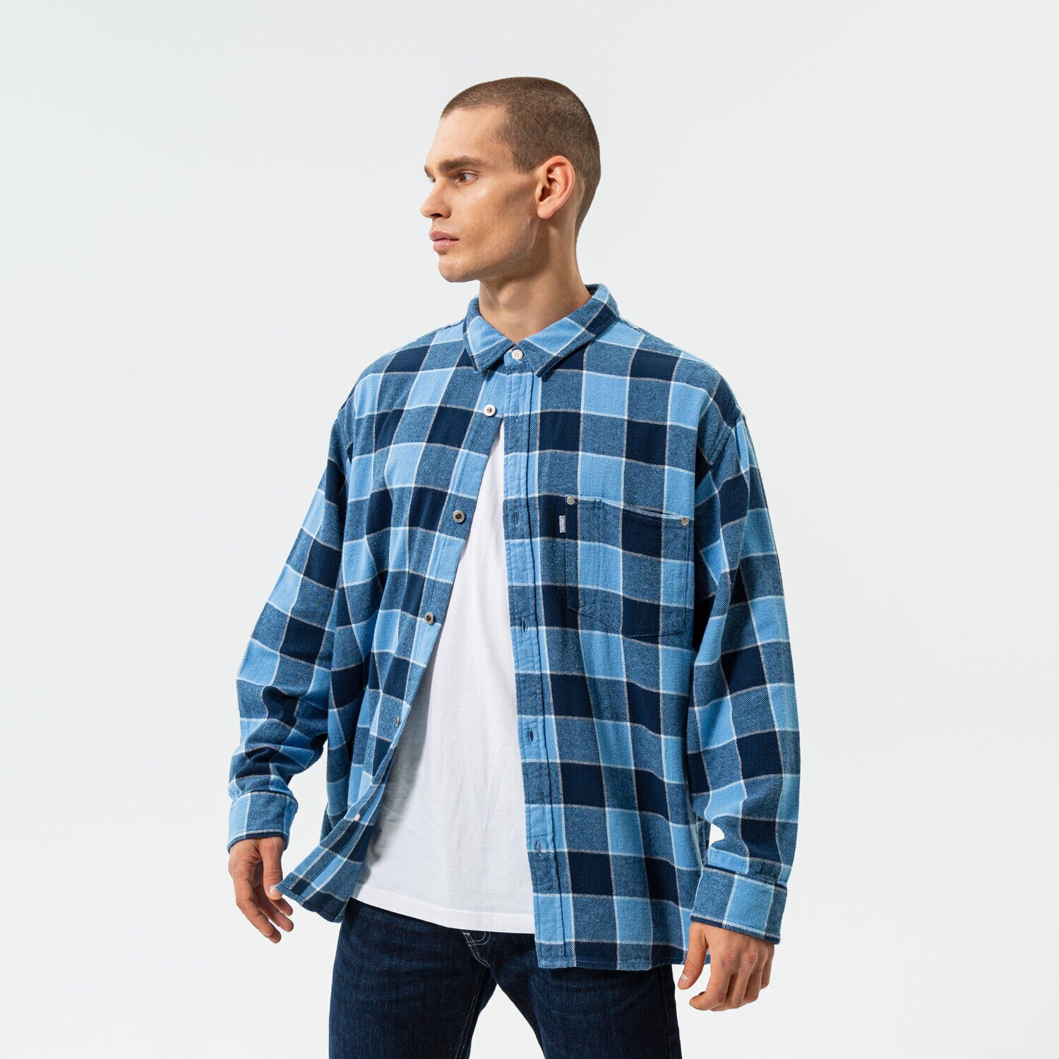 Koszule męskie sportowe LEVI'S KOSZULA SILVERTAB OVERSIZE 1 PKT A3404-0006 NIEBIESKI